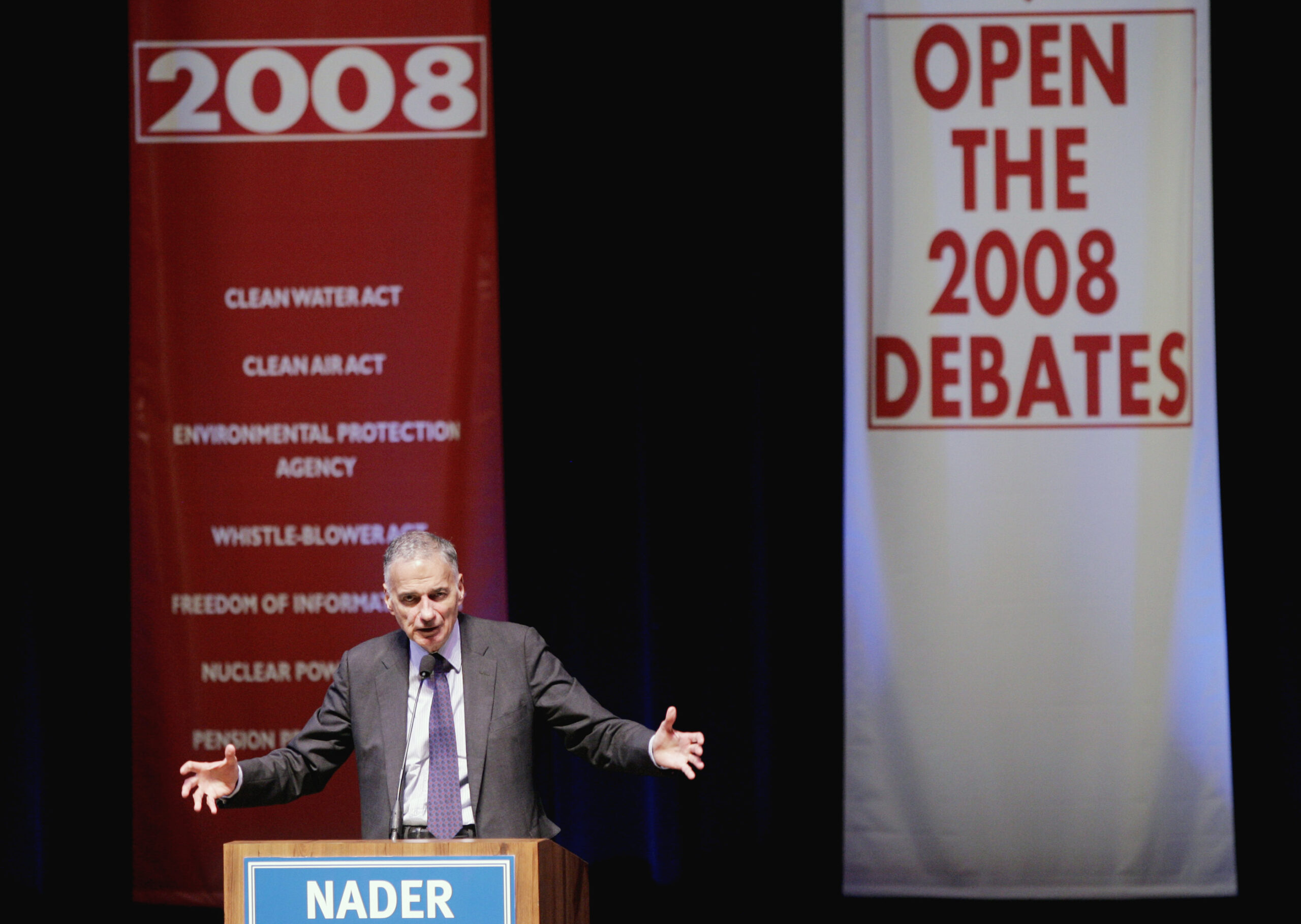 J-School: Media bows to ‘elites,’ political parties for sources