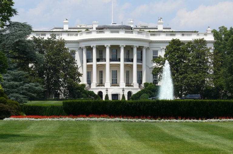 Following Health Care Debacle, White House Considers More Conservative Outreach