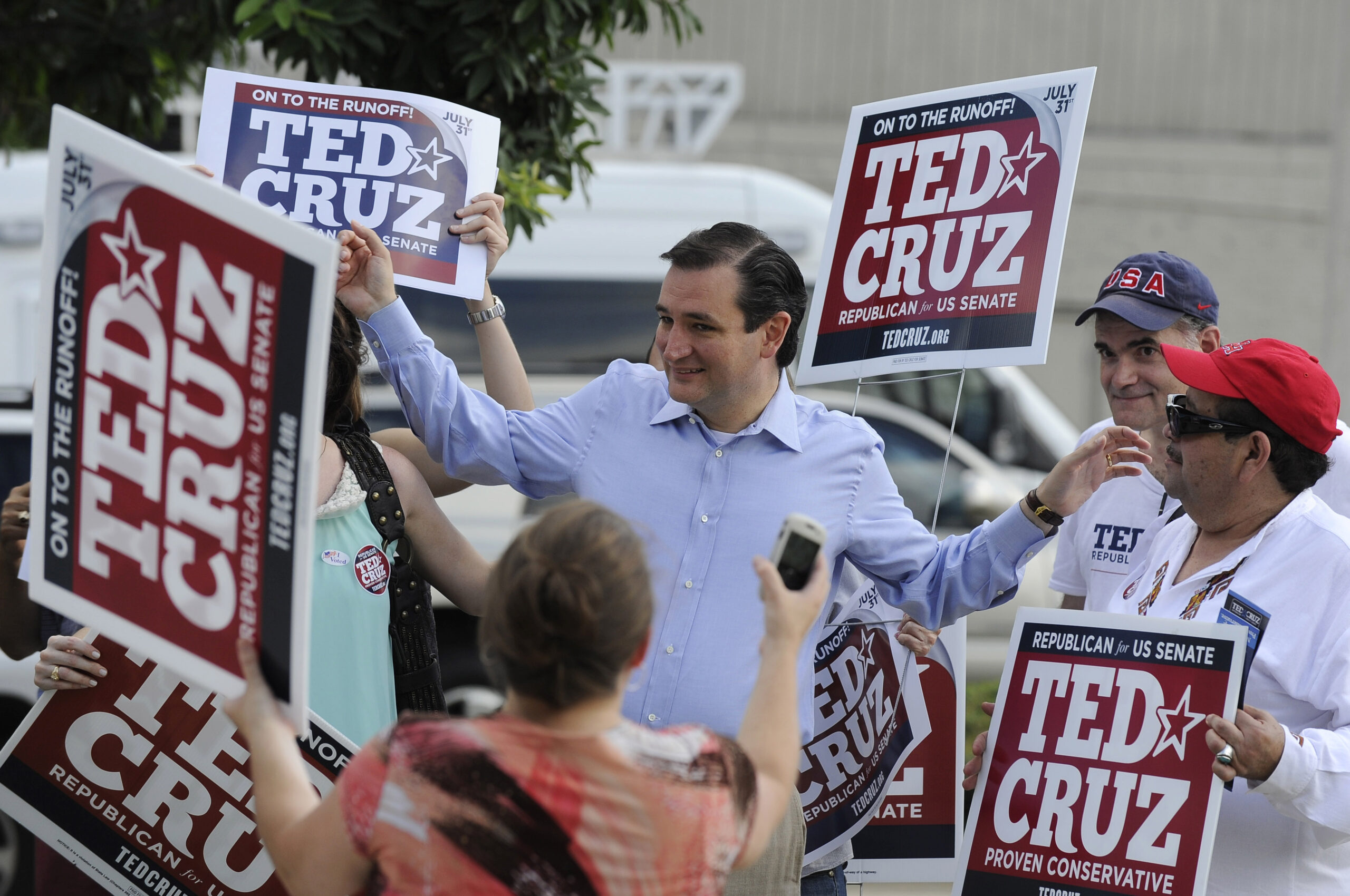 Cruz runoff win moves Texas Tea Partier closer to U.S. Senate