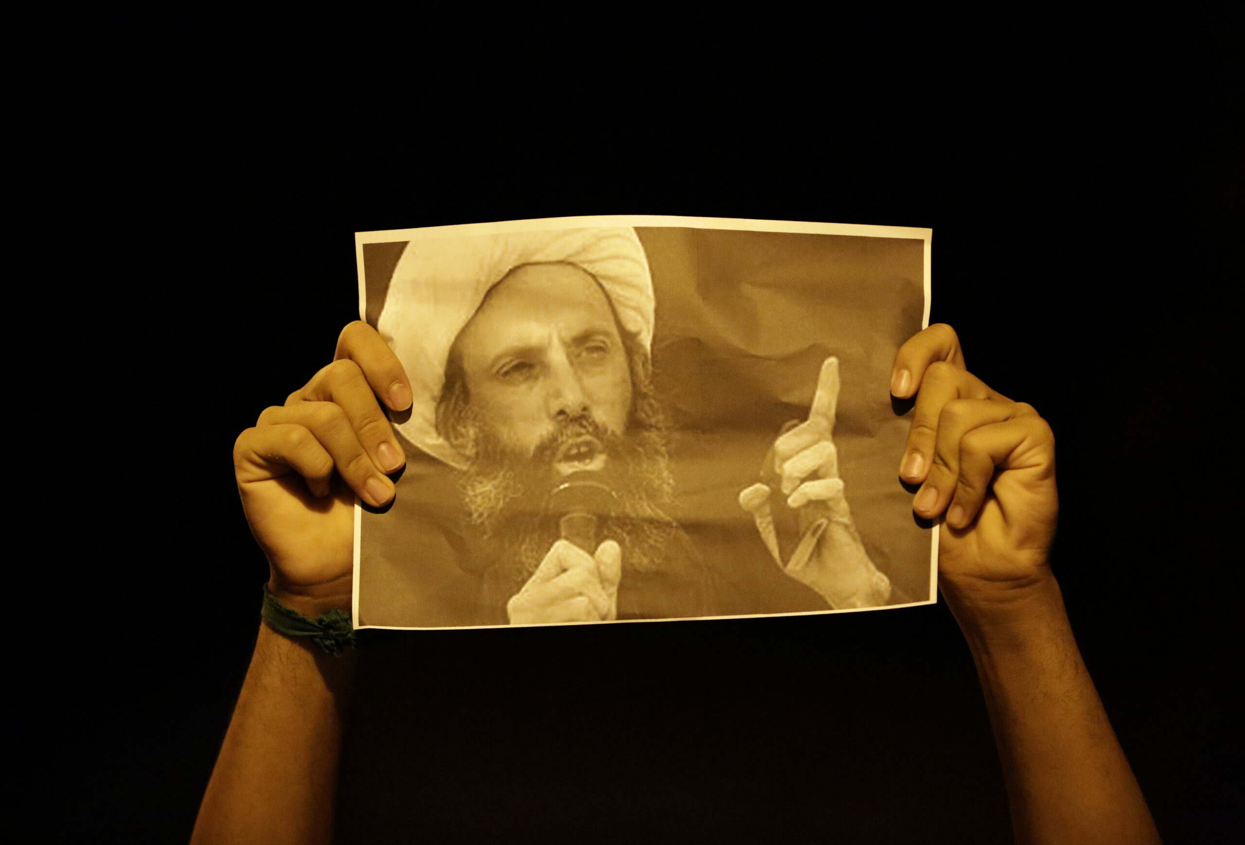 Saudi court convicts outspoken Shiite cleric