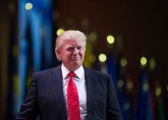 Donald Trump looks to be an active donor in 2014 midterms