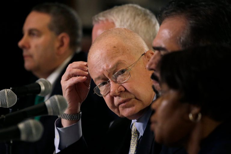 Veterans Affairs Undersecretary Robert Petzel doesn't know whether cooking the scheduling books is a firing offense at the department, even as an investigation into the deaths of veterans who had to wait for treatment begins. (AP/John Bazemore)