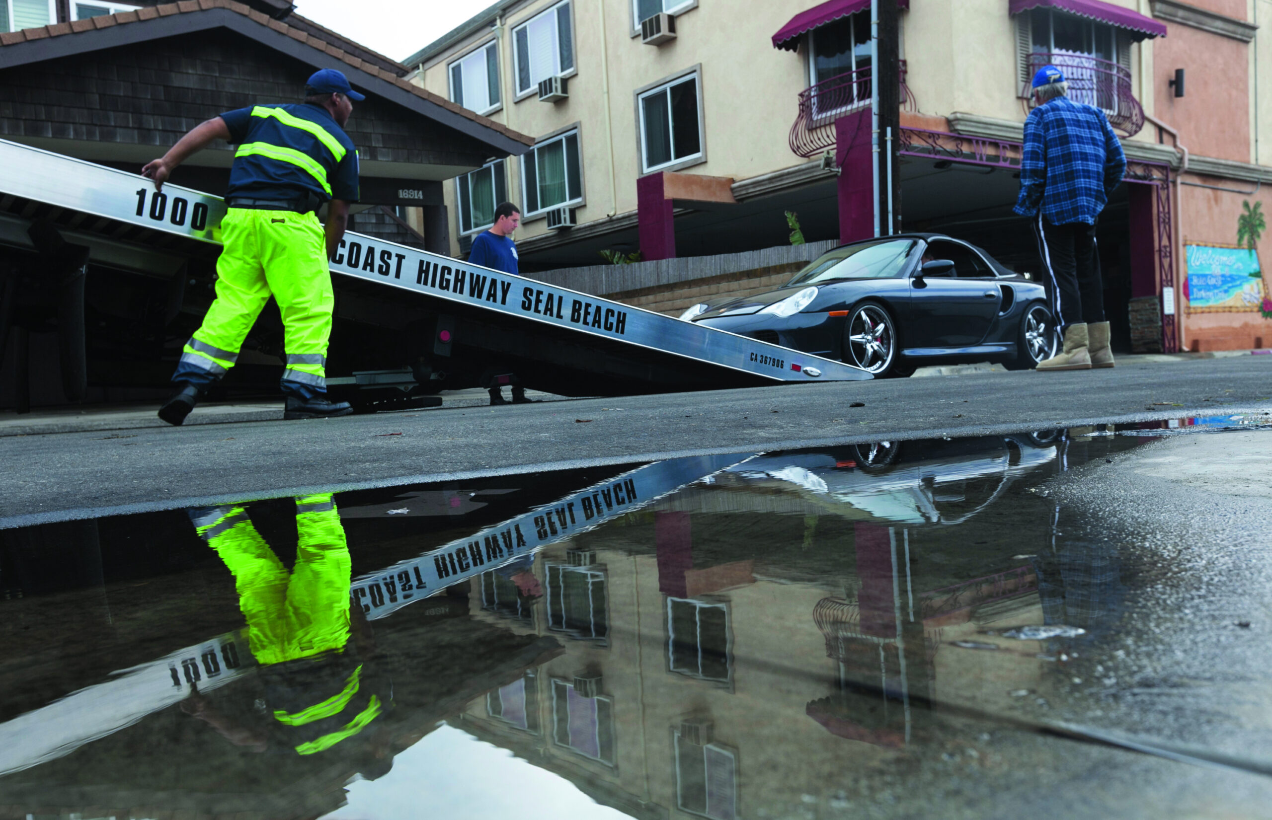 California sees unusually high ‘king tides’