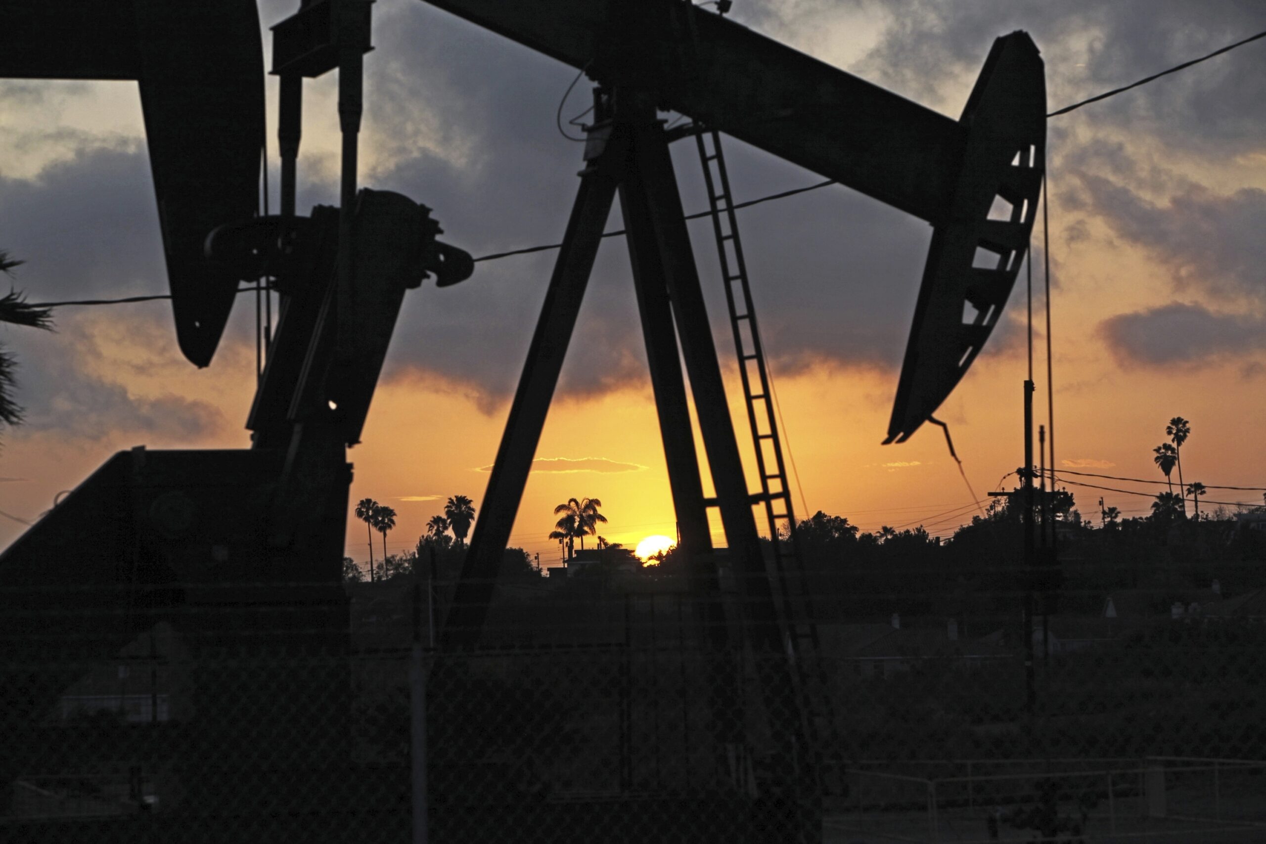 Royalty owners see fracking up close and like what they see