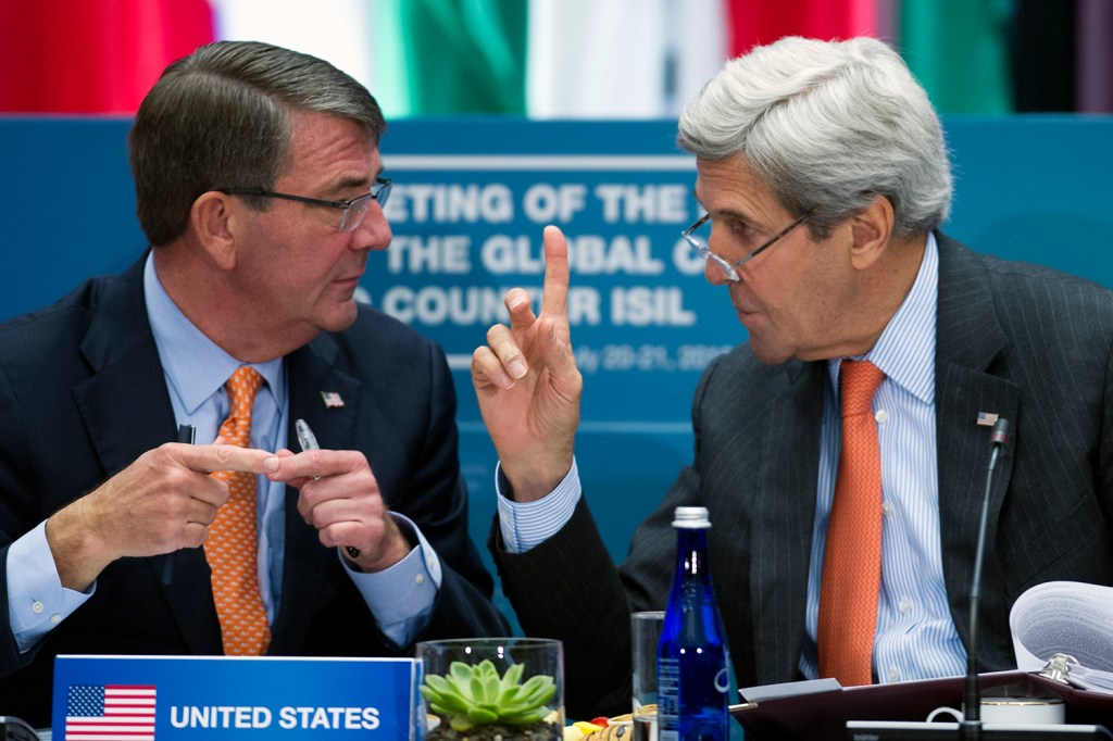 Kerry, Carter at odds over Syria plan