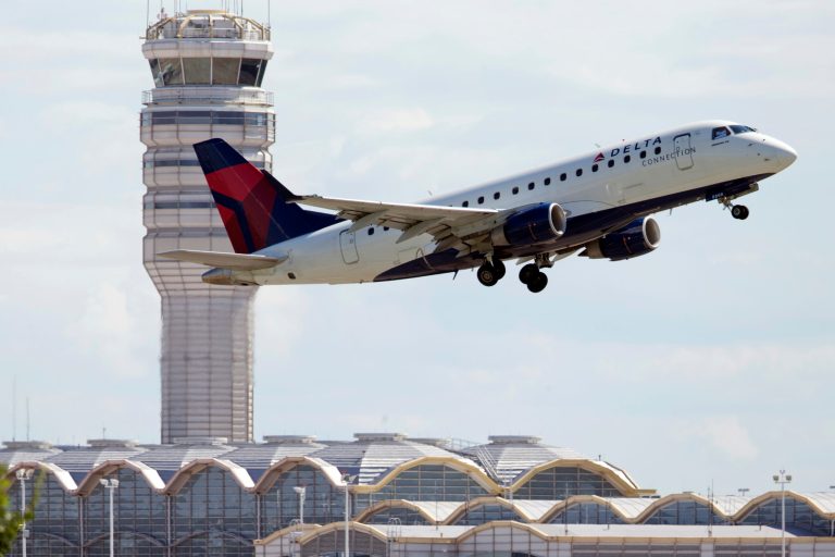 FILE - In this July 28, 2014 file photo, a Delta Air Lines jet takes off from Ronald Reagan Washington National Airport in Arlington, Va. Delta Air Lines Inc. releases quarterly results before the market opens Thursday, Oct. 16, 2014. (AP Photo/Manuel Balce Ceneta)