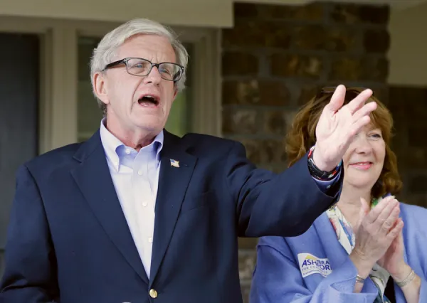 Dems demand balanced budget amendment to Constitution