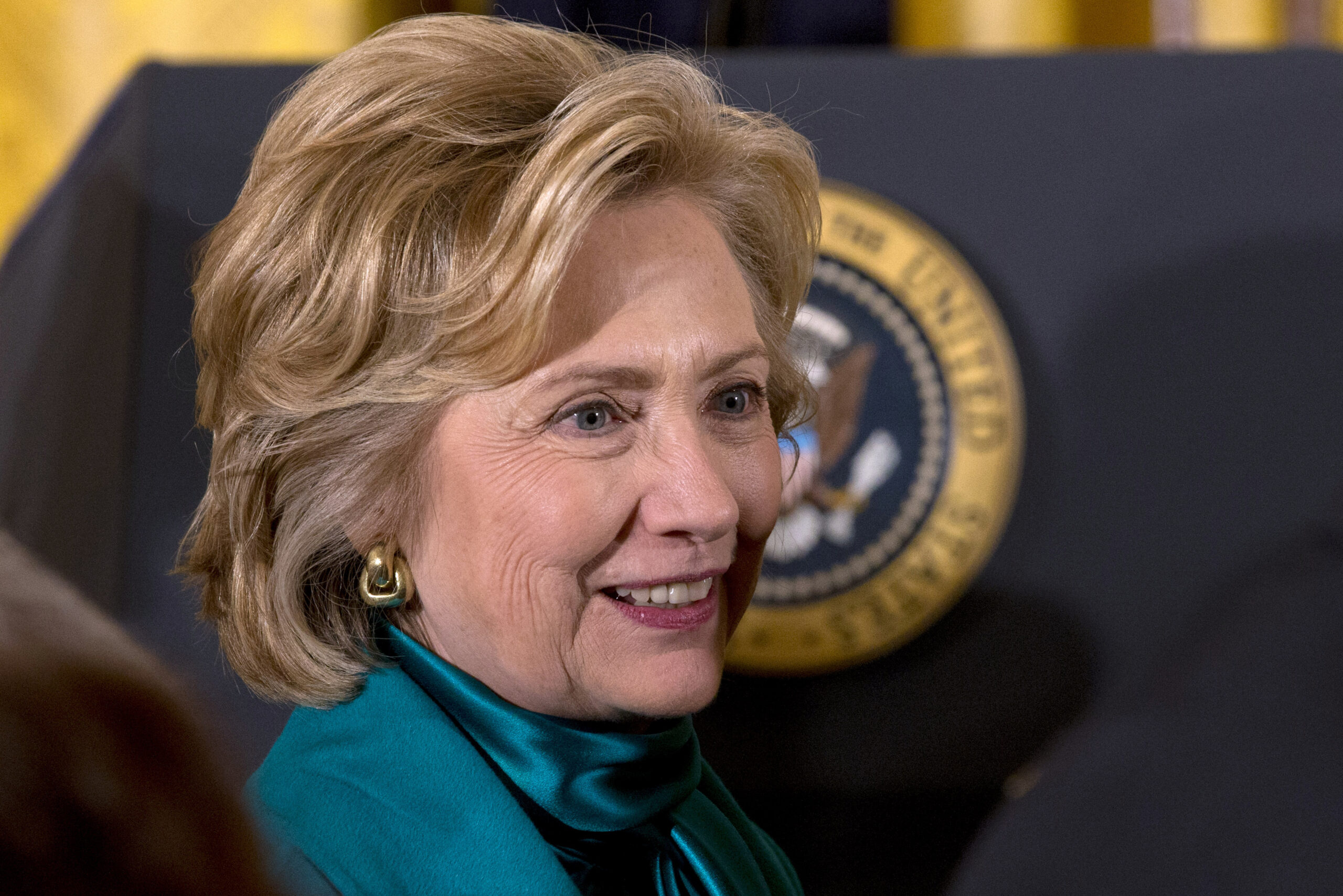 Hillary Clinton warns new Iran sanctions could upend talks