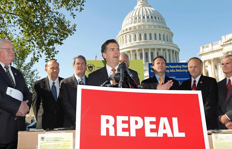 DeMint, 32 senators warn GOP: No net tax increase