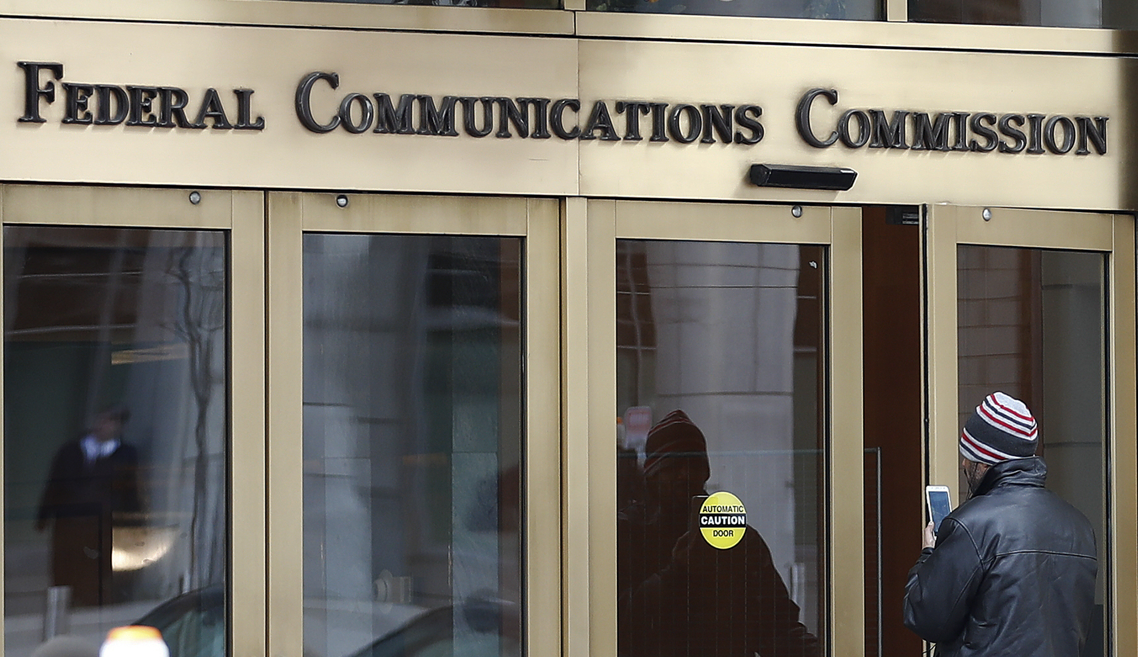 Net neutrality isn’t dead. Here’s what the FCC really did