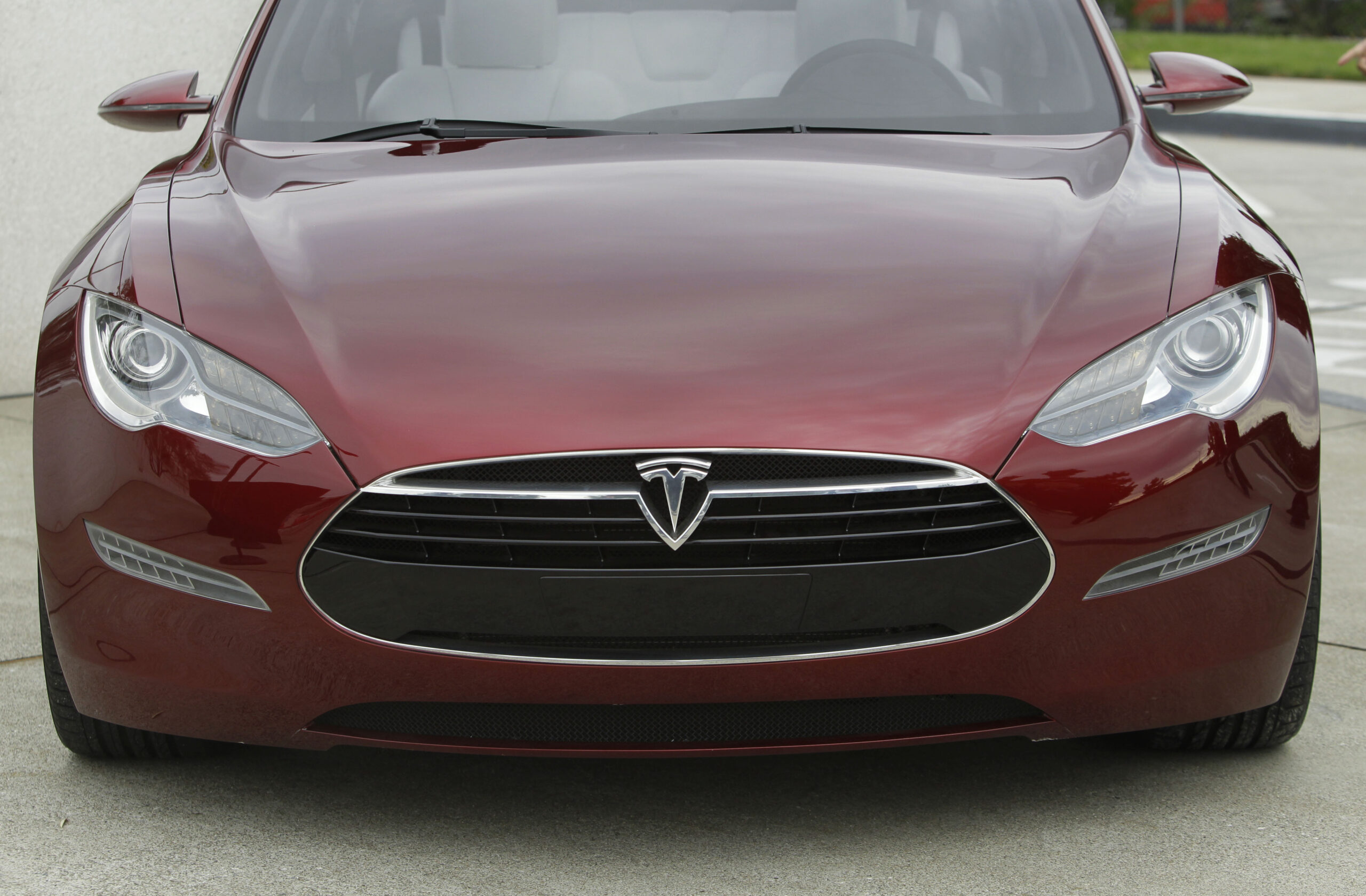Tesla Model S ranked best overall car by Consumer Reports
