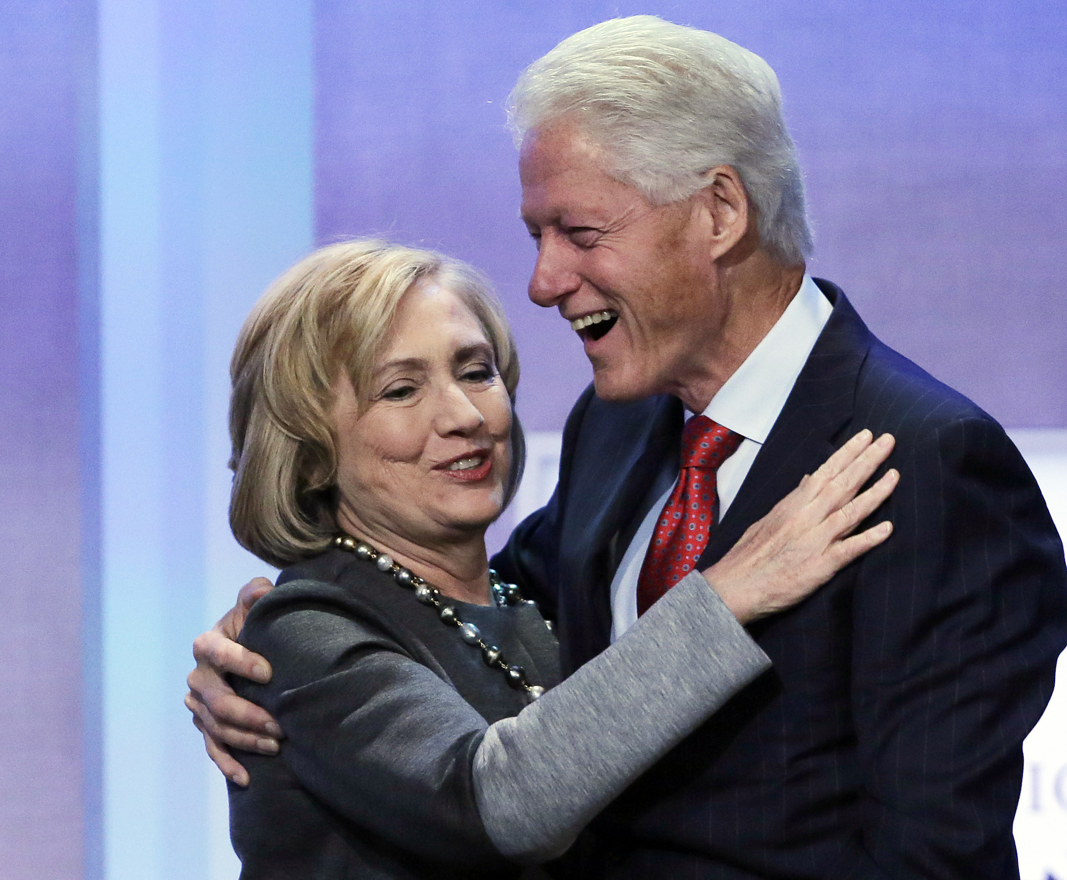 Clintons spent $1.5 million on midterm travel