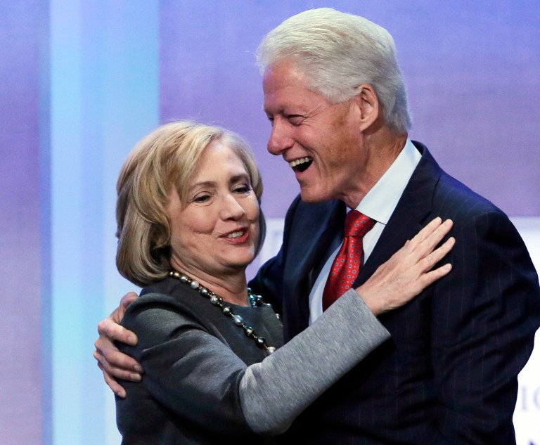 The Clintons may be stupid-rich, but they aren't stupid -- they know how to avoid paying the estate tax. (AP)