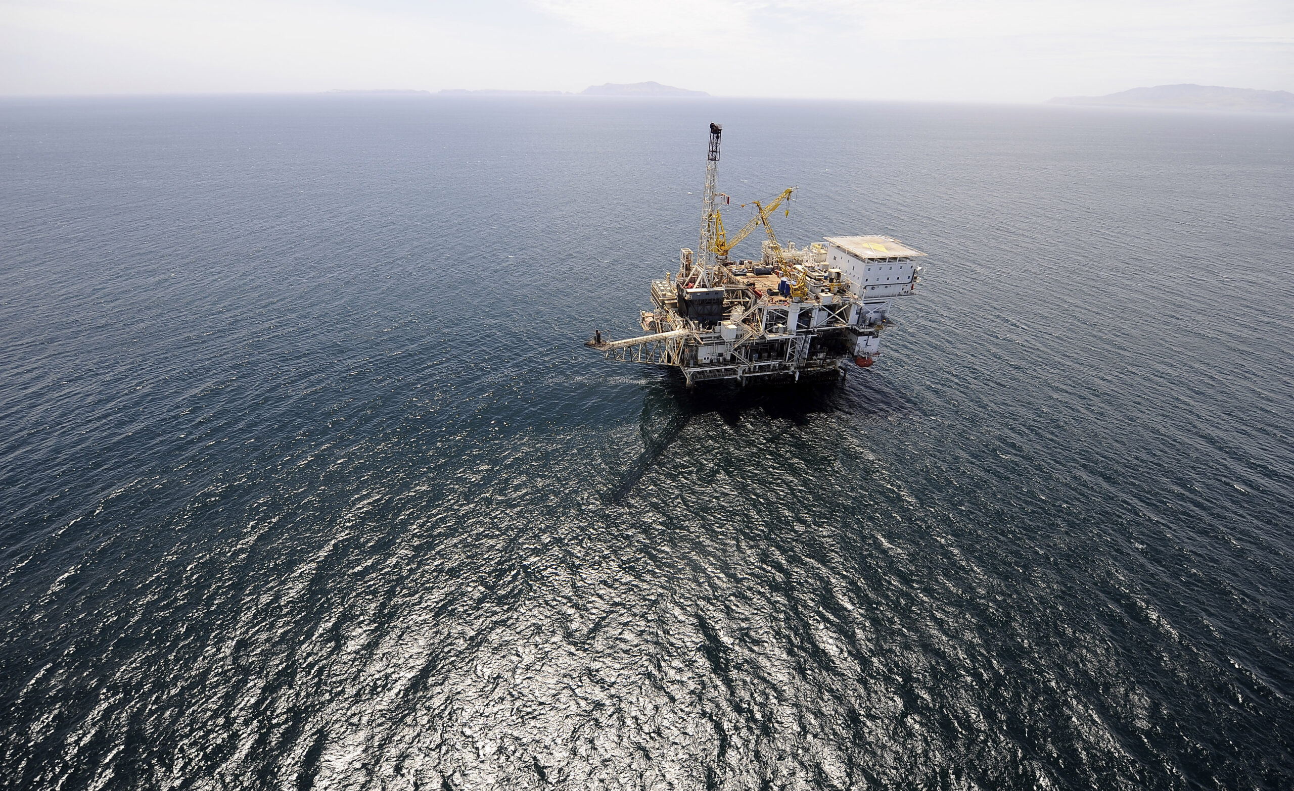 States look to cash in on offshore drilling; bill would aid re-election bid of Lousiana’s Mary Landrieu