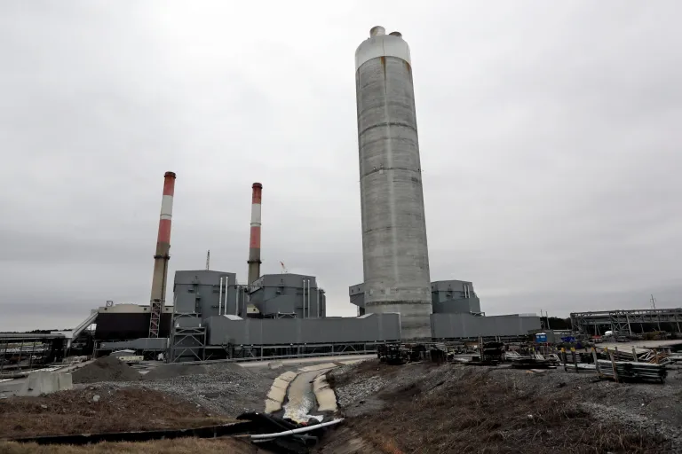 A federal court judge has ordered the nation's largest public utility to dig up all its coal waste at a power plant site in Tennessee and move it to a specialized site that can prevent the waste from leaching into the Cumberland River. (AP Photo/Mark Humphrey, File)
