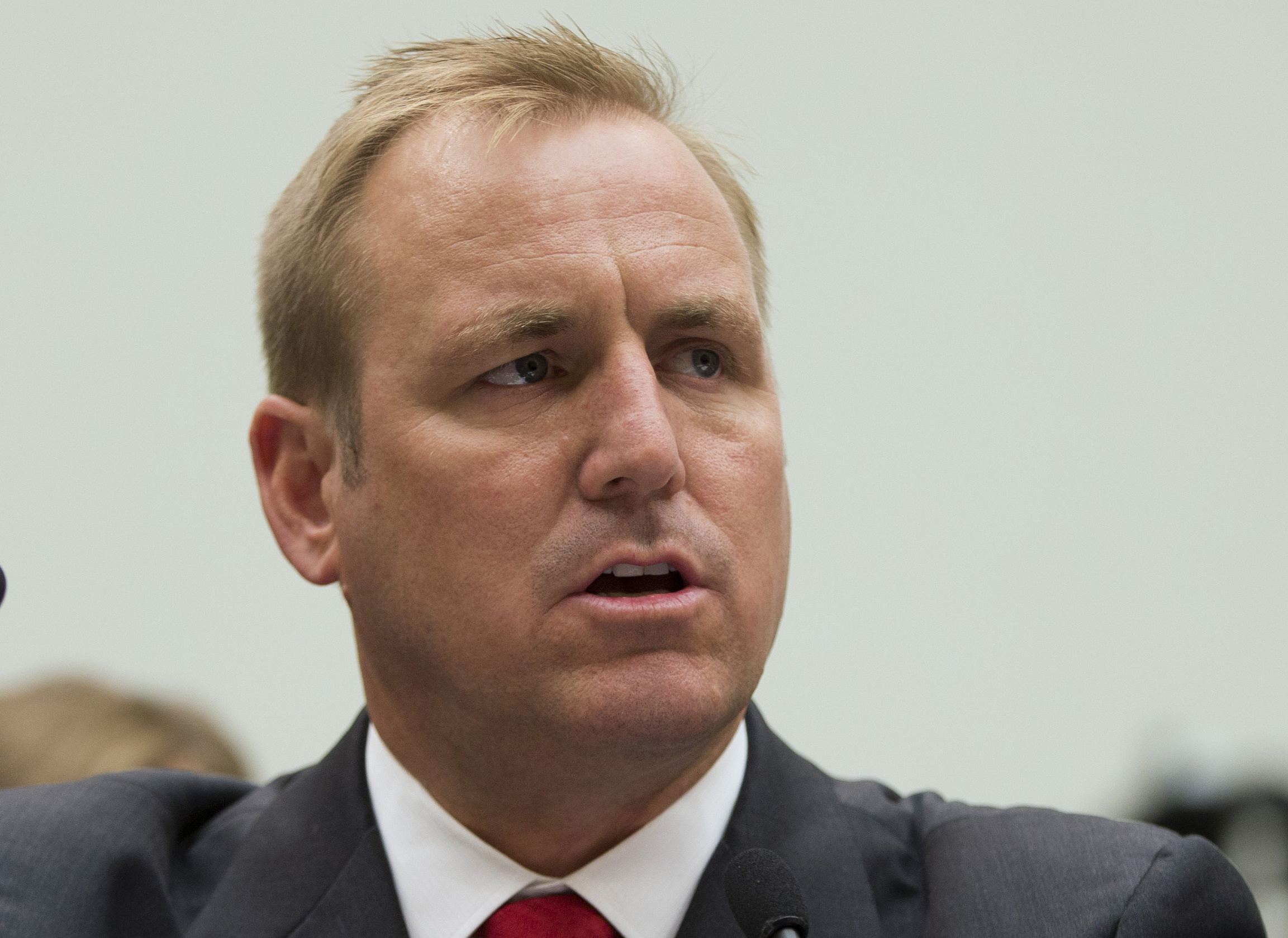 GOP Immigration backers see service path to status