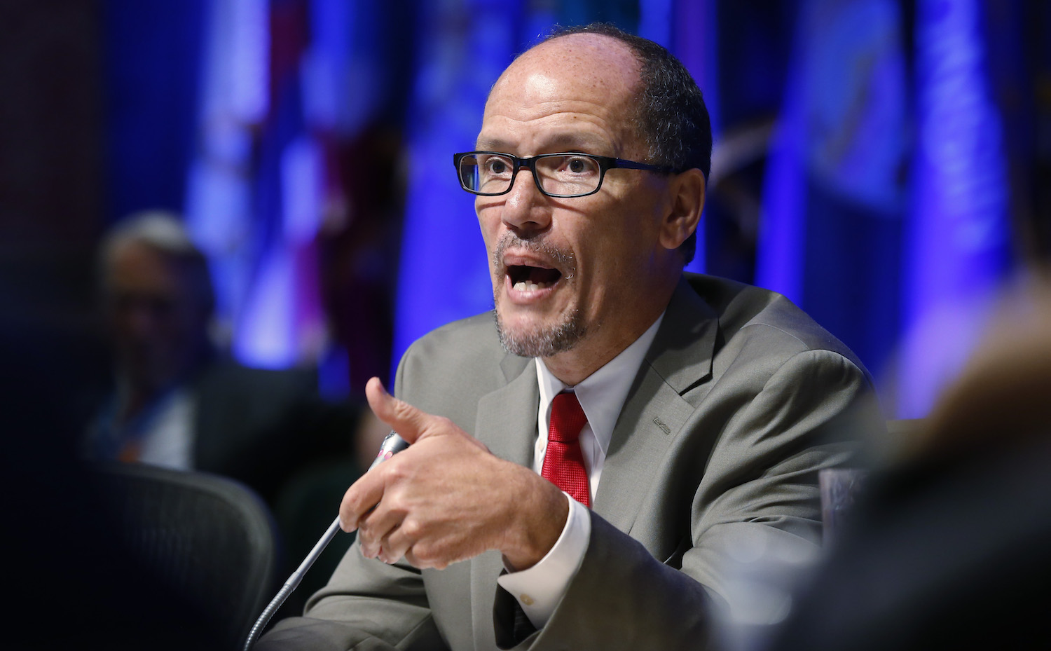 DNC chairman casts doubt on Iowa results