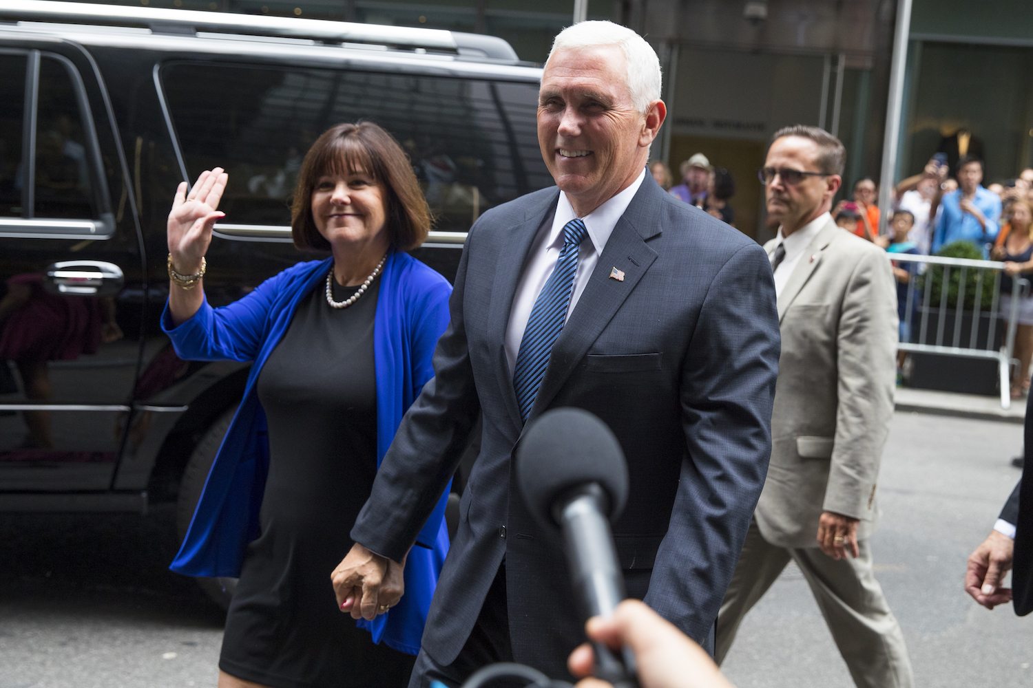 Dems see Pence as ‘total disaster’