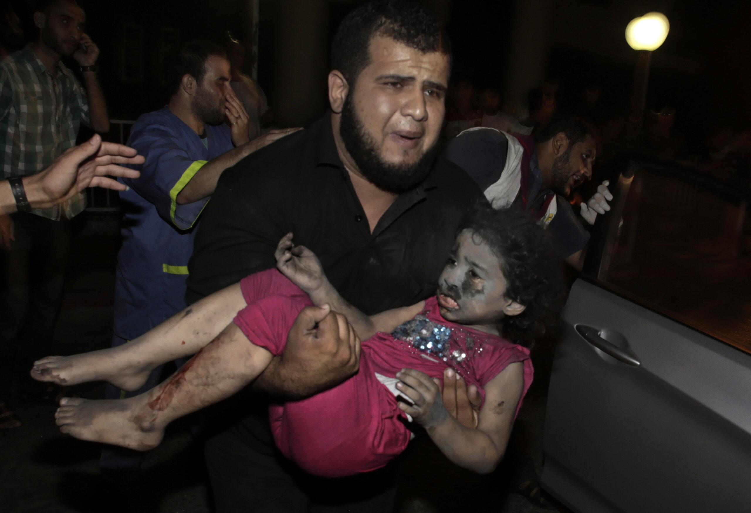 Gaza cease-fire efforts collapse in heavy fighting
