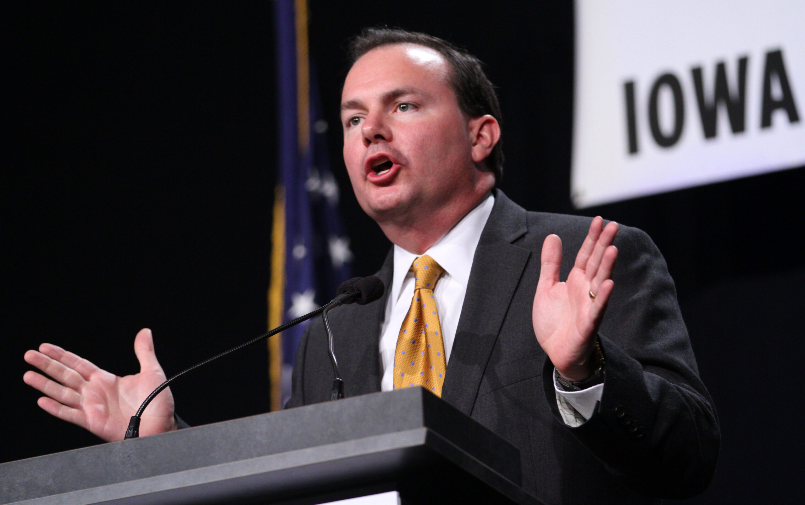 VIDEO: Tension is mounting within the Republican Party, Sen. Mike Lee says