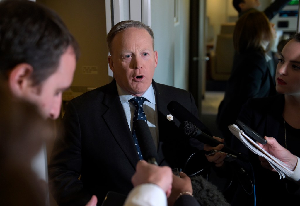 White House confident Obamacare replacement will come this year