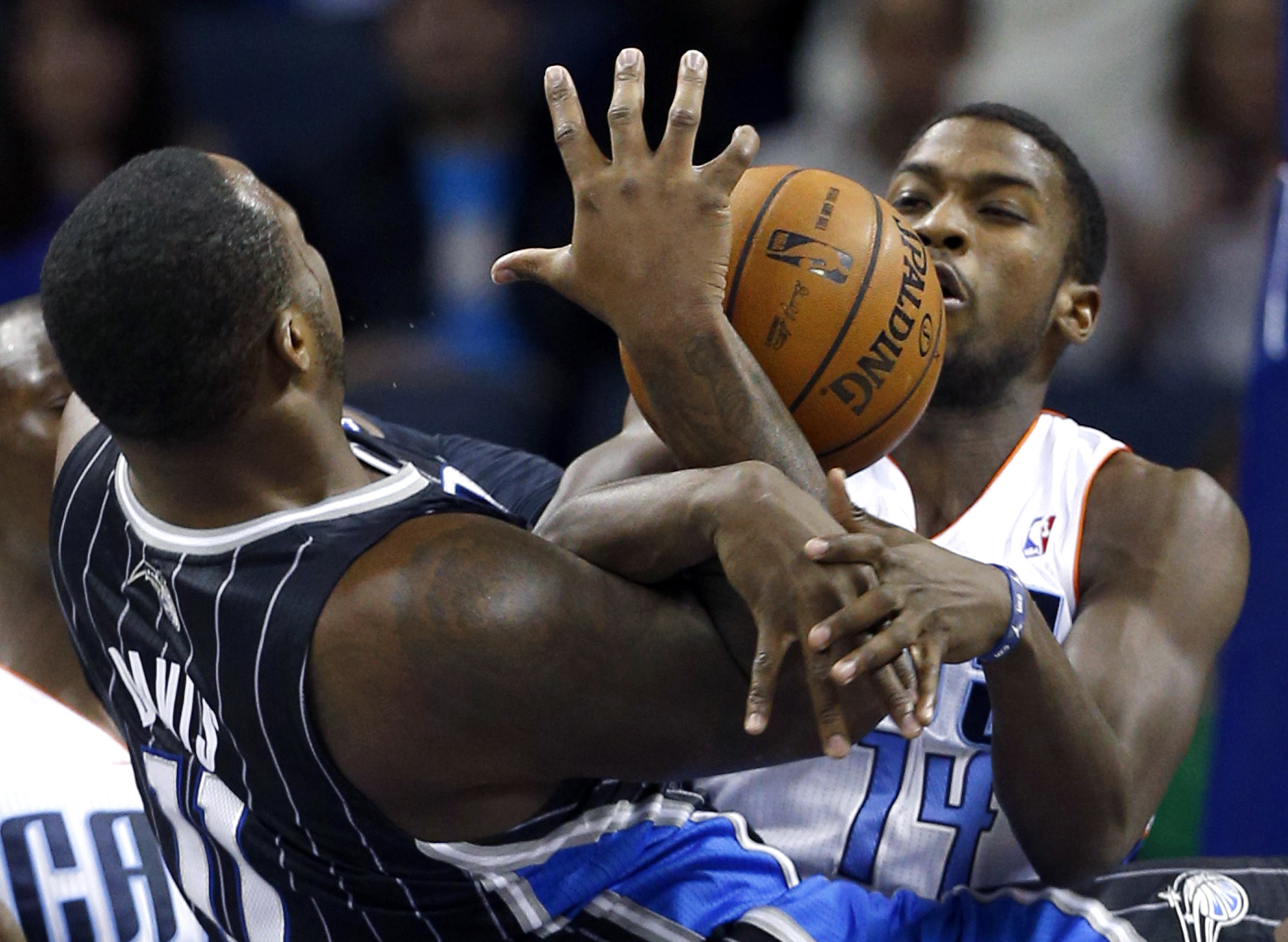 Davis, Afflalo lead Magic over Bobcats 107-98