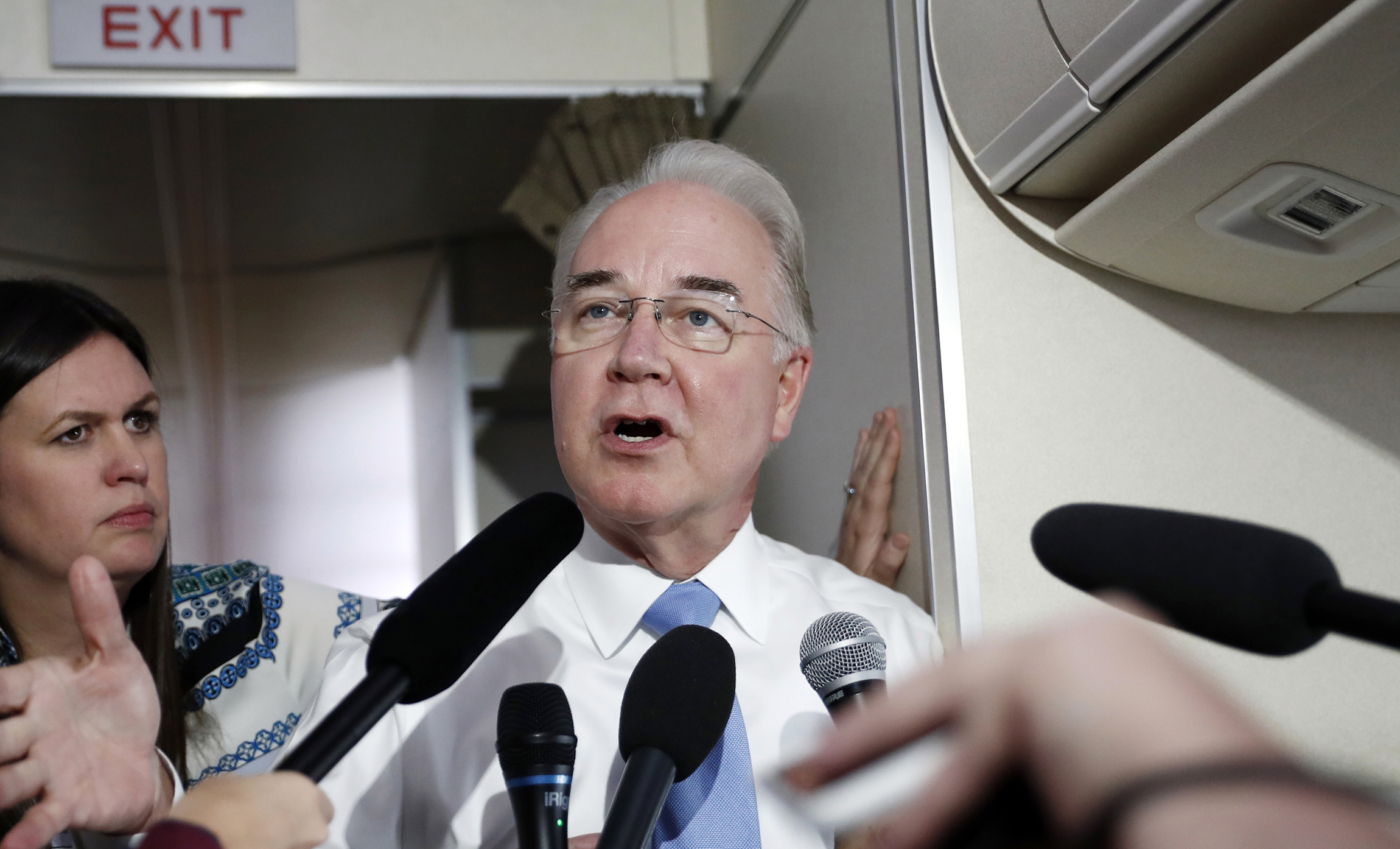 HHS Secretary Tom Price to stop using private jets pending reviews