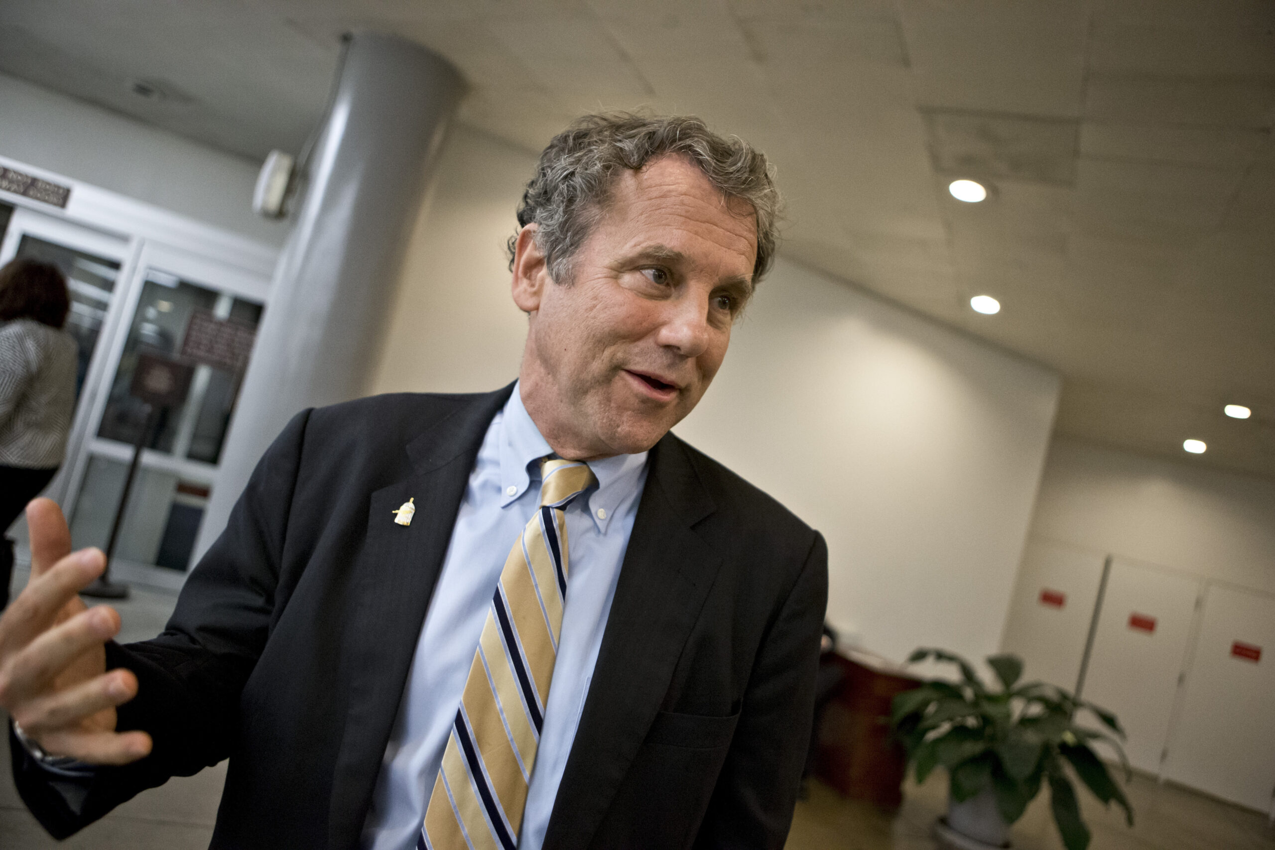 Sen. Sherrod Brown promises to be fair to Wall Street