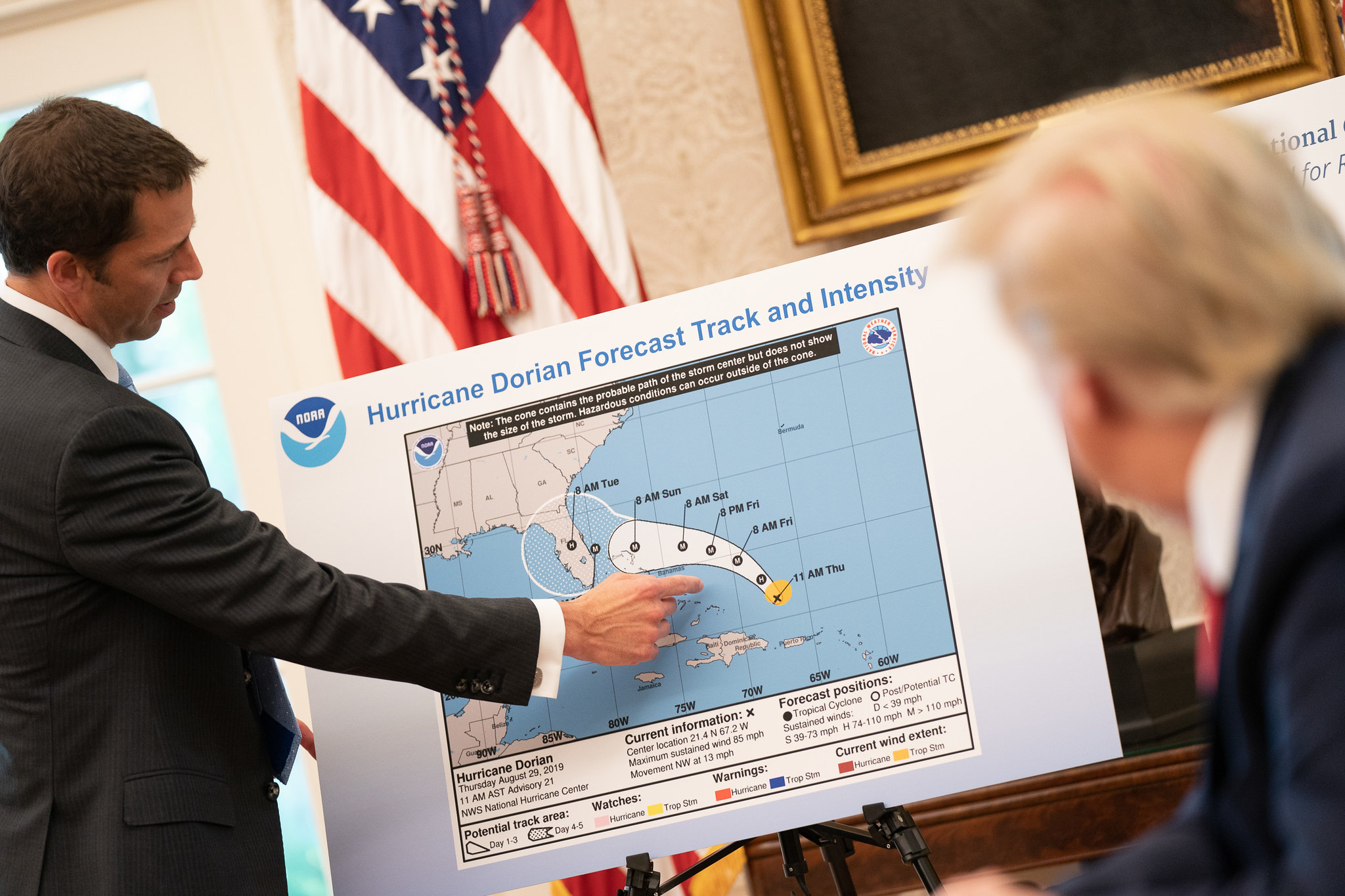 Trump dorian briefing photo larger