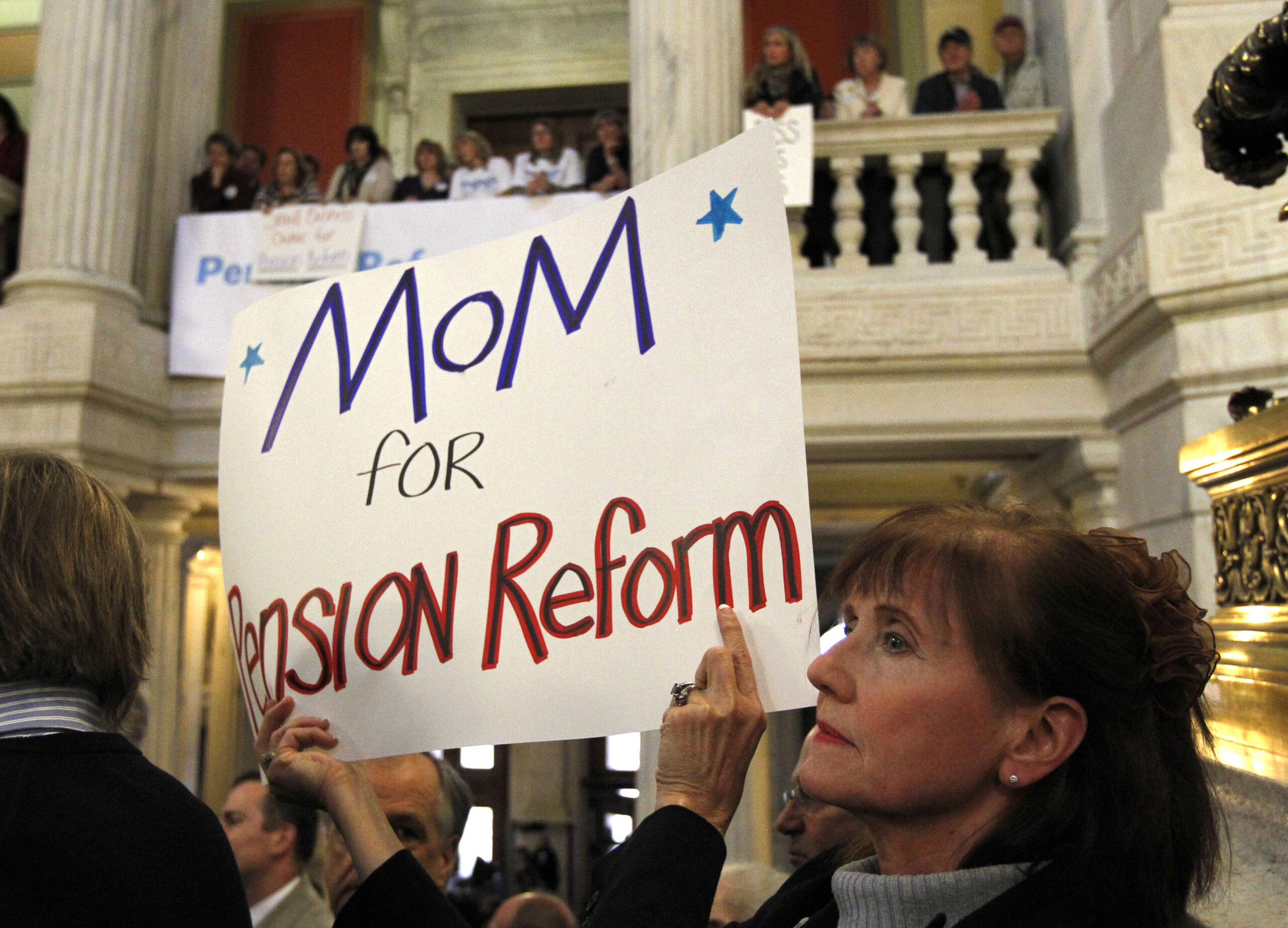 State, unions to give Rhode Island pension settlement update