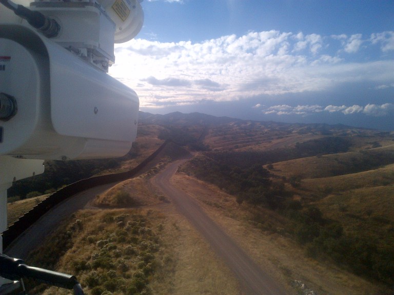 Tank, sub maker tapped to guard US-Mexico border