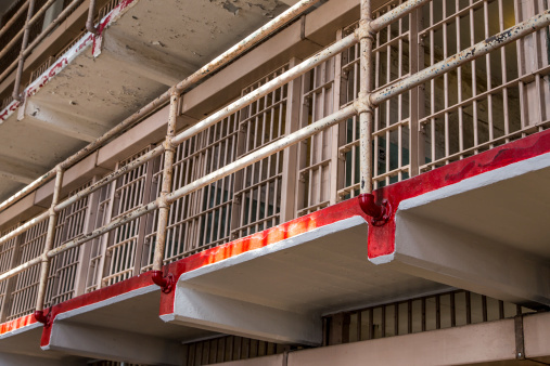 Prison guard union deal includes 4-percent raise