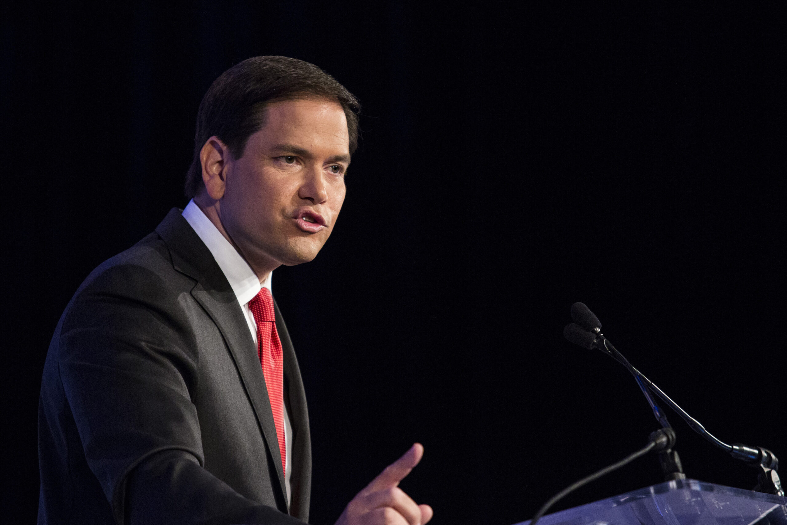 On campaign trail, the question: Where’s Marco?