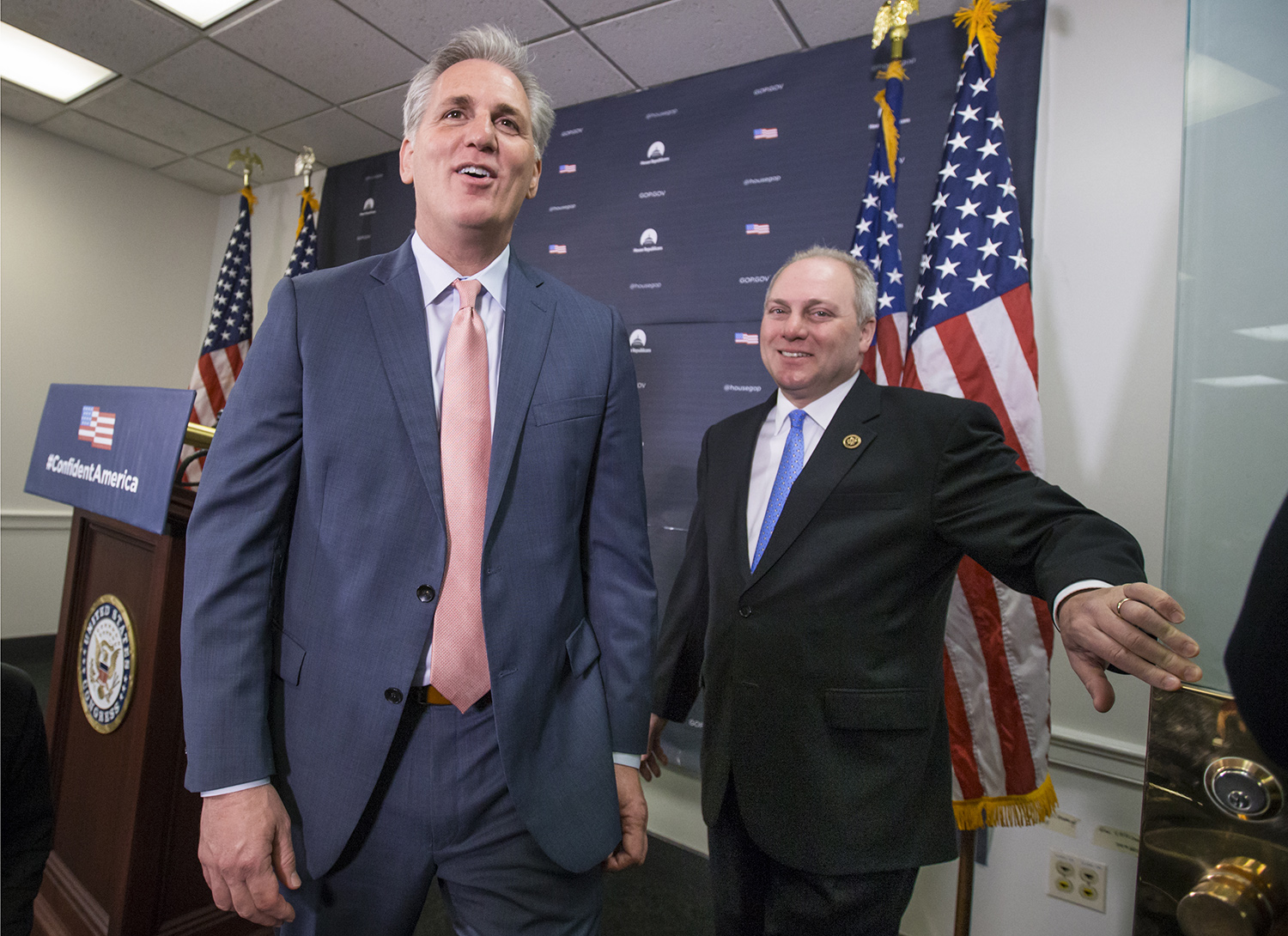 GOP leaders want safe Republicans to help with tight races