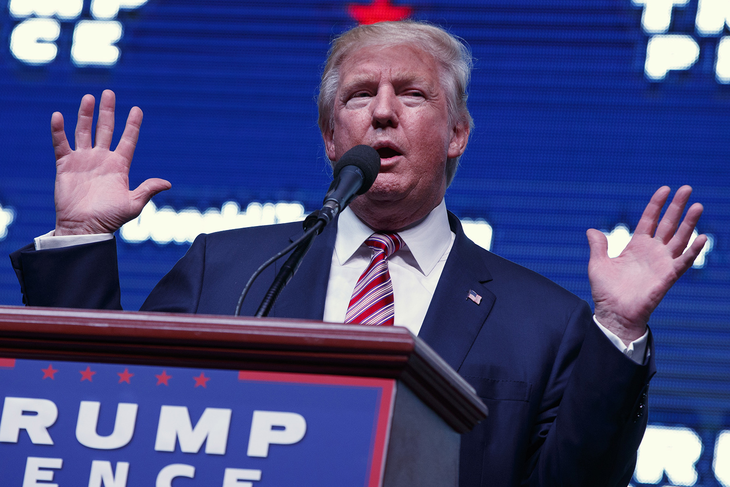 Trump slams media for ignoring ‘incredible’ WikiLeaks emails