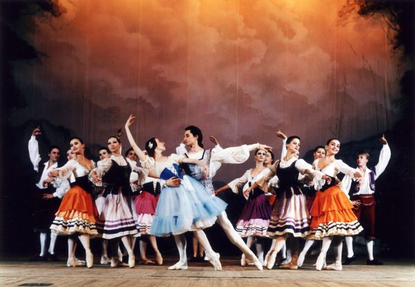 The Russian National Ballet Theatre performs in Virginia