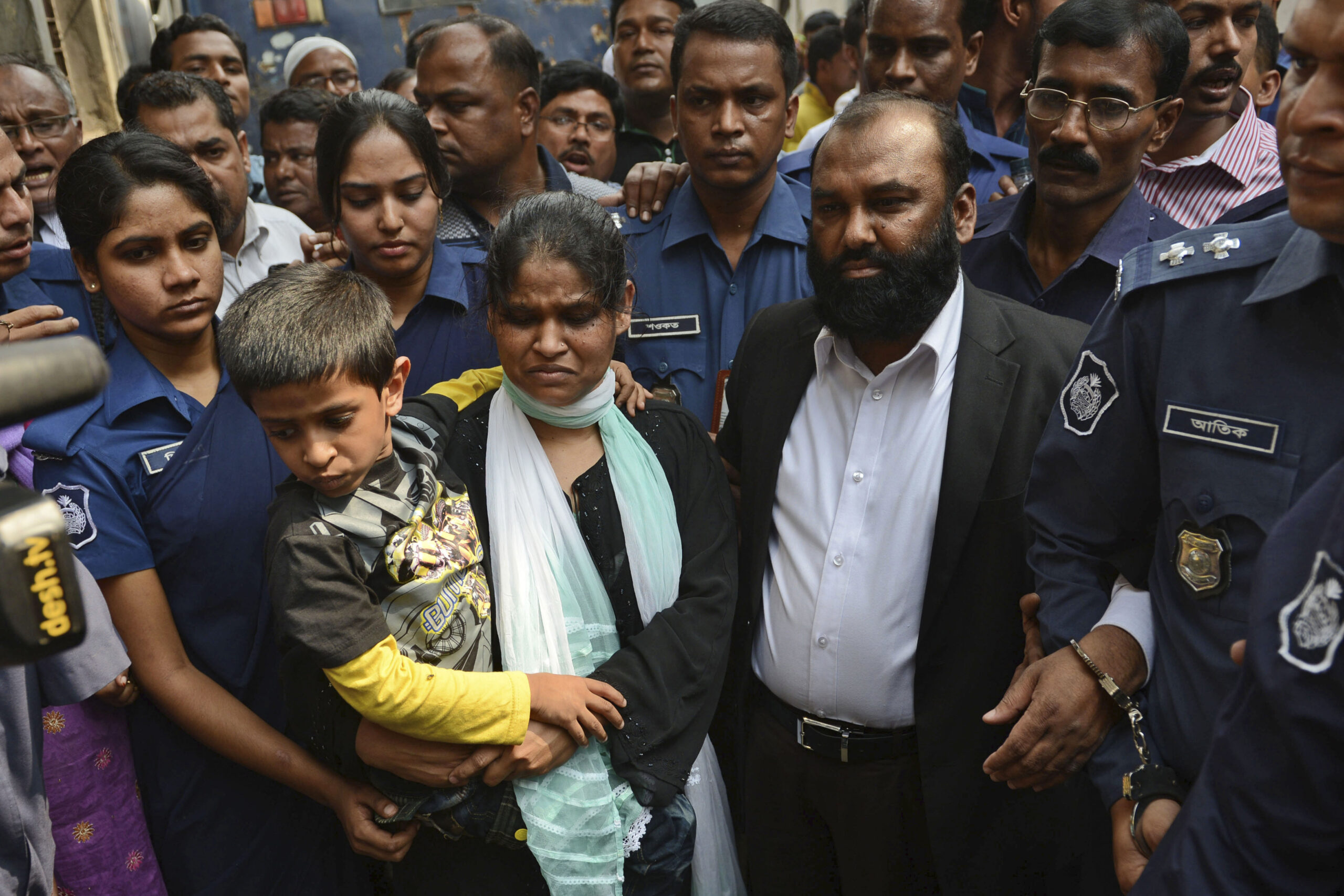 Owners surrender in deadly Bangladesh factory fire