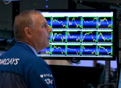 Asia stocks fall on Russia-Ukraine concerns