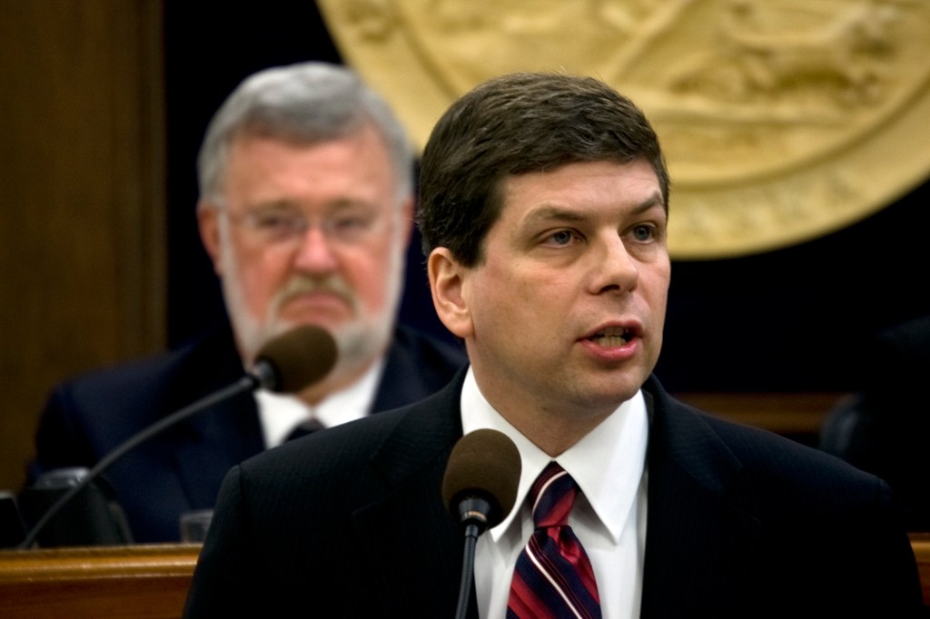It begins: Pro-Keystone XL Democrat distances himself from Obama