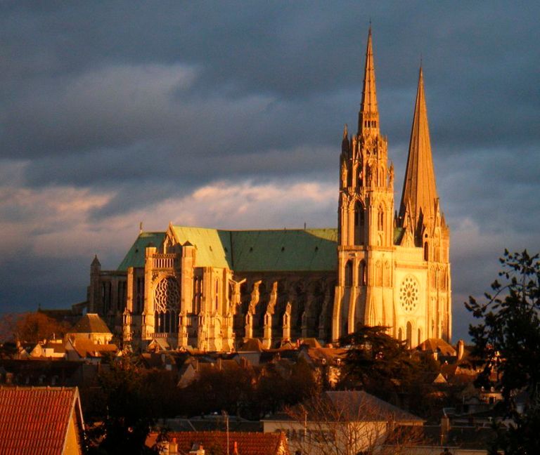 Chartres Cathedral (Photo by Wikimedia user Ireneed, used under a Creative Commons license.)