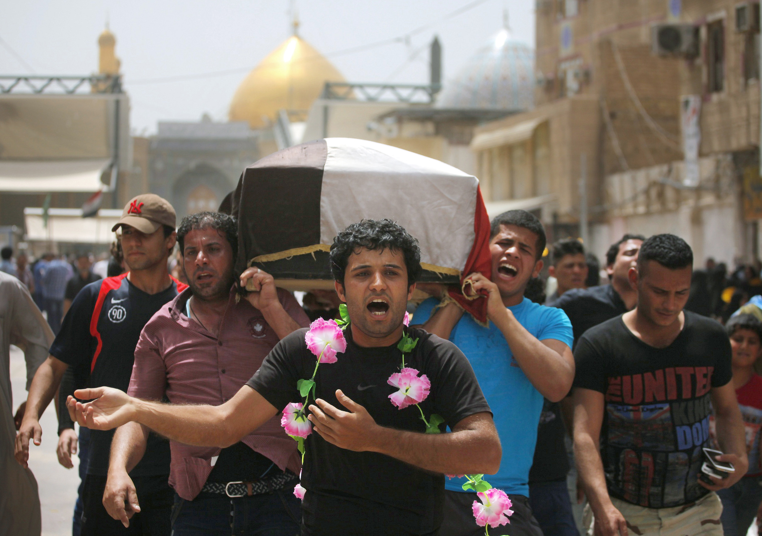 Bombs targeting soldiers, shoppers kill 16 in Iraq