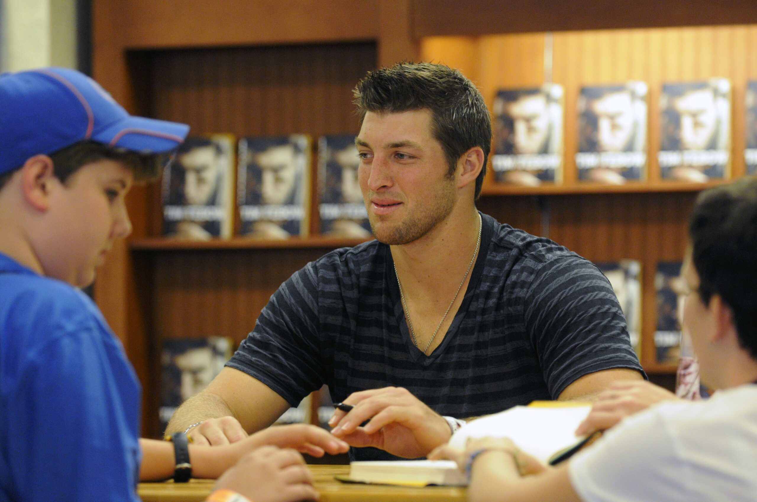 Tim Tebow, an athlete dads should be thankful for