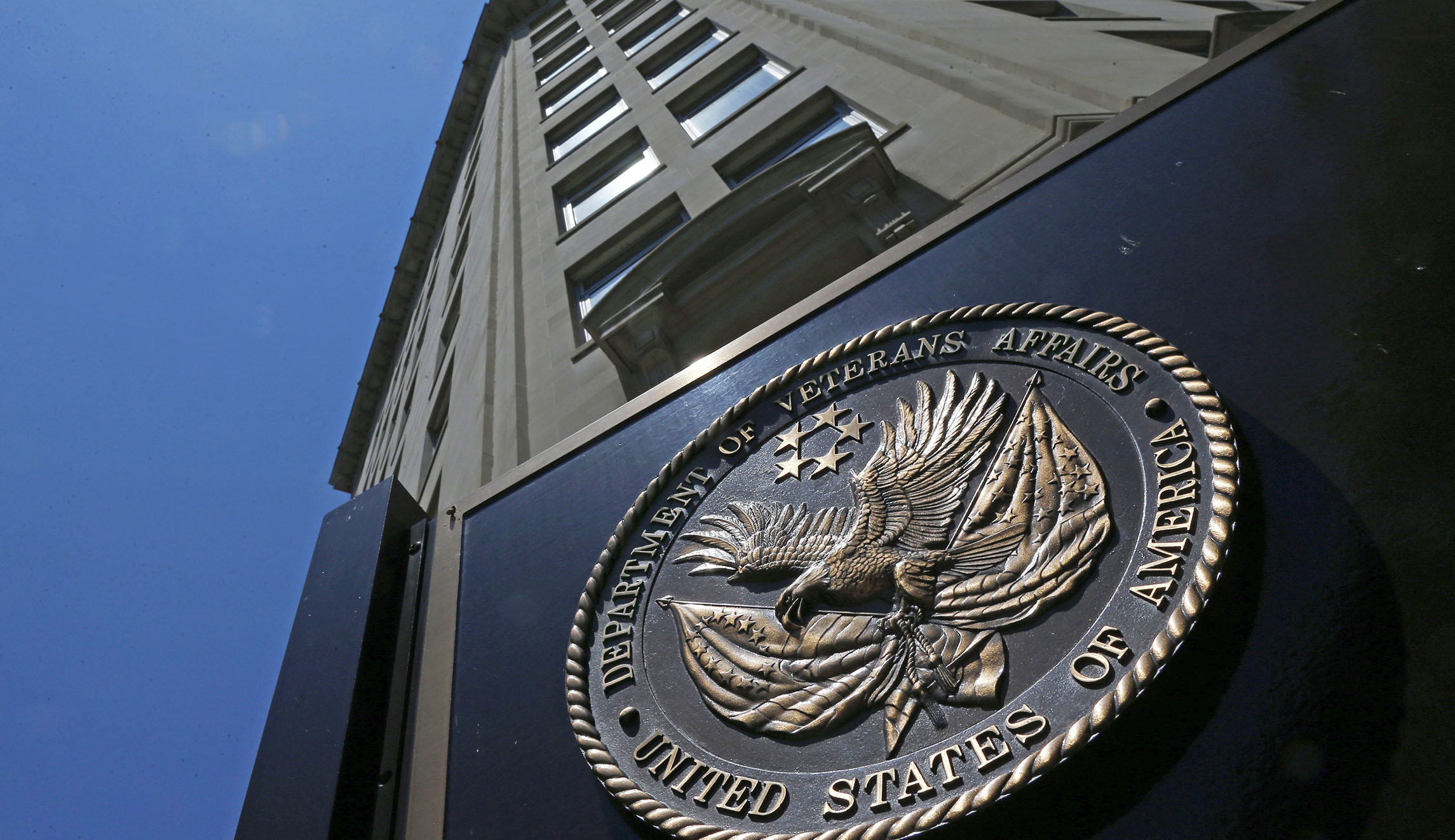 Whistleblower warns VA is taking steps to close thousands of veterans’ healthcare applications