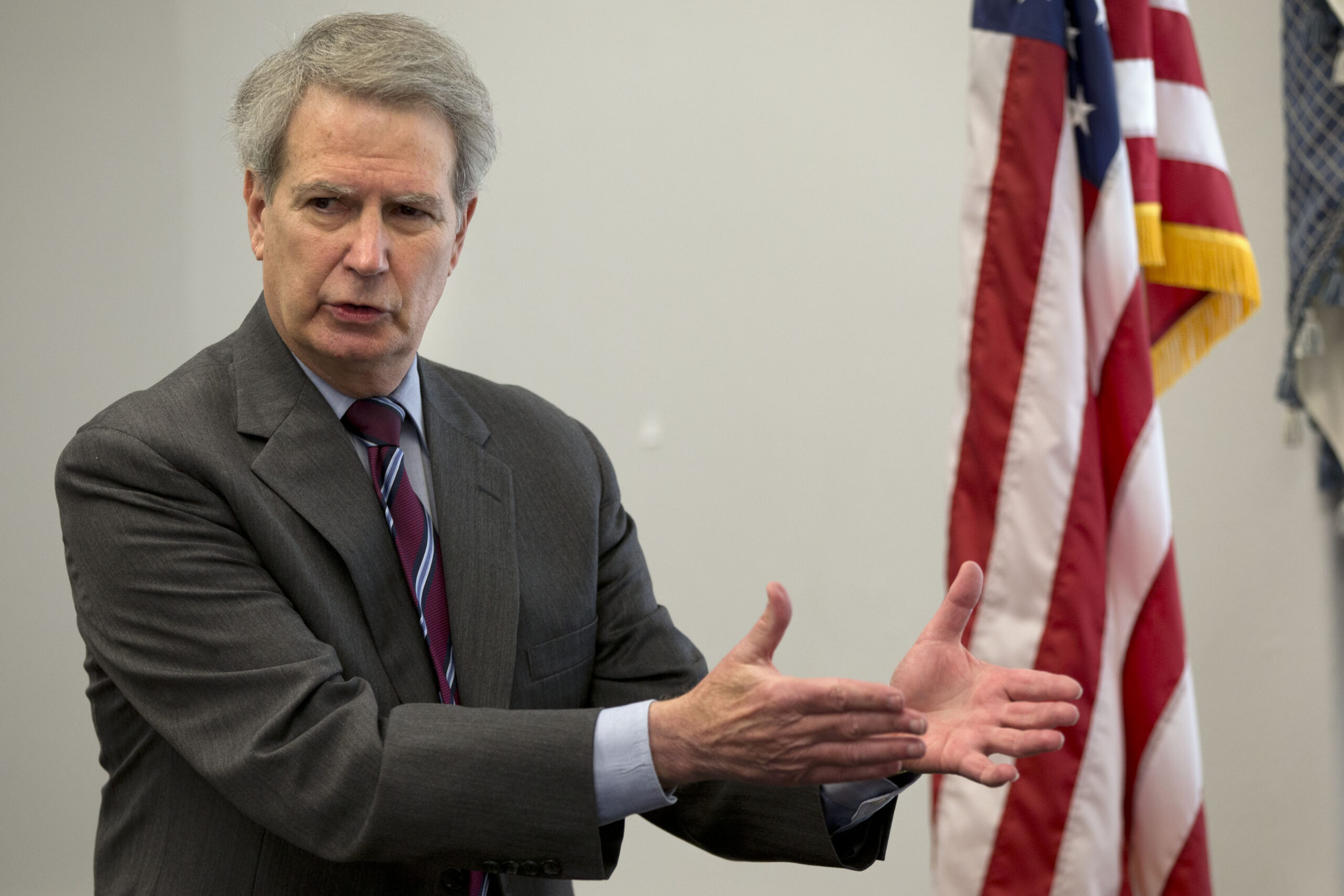 Rep. Jones attempts to block ‘surfing porn on taxpayer dime’