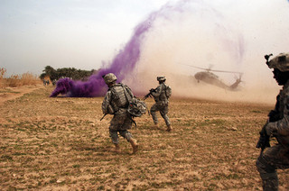  Soldiers from the 101st Airborne Division search for weapons caches in Iraq, 2008 