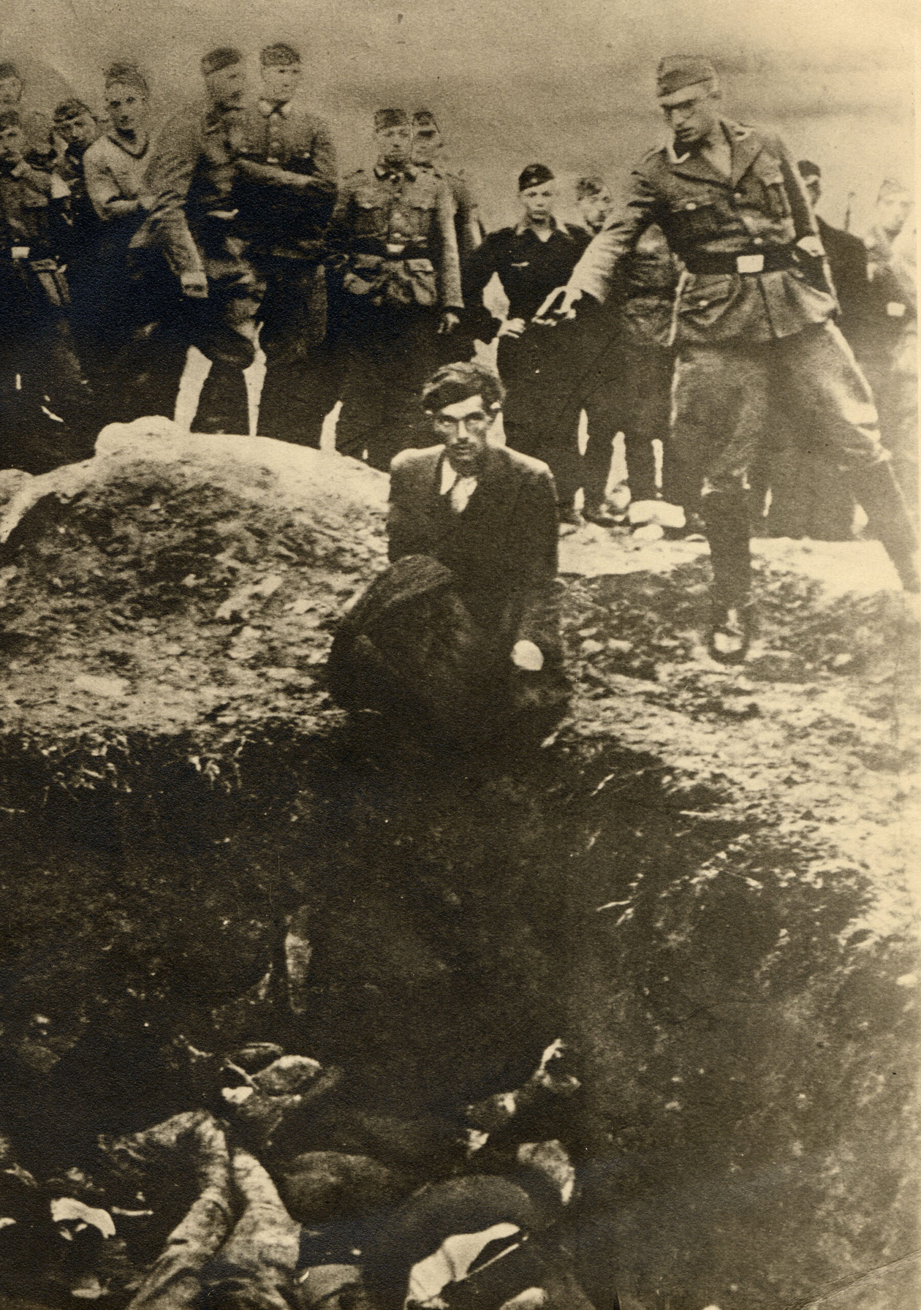 APNewsBreak: Nazi hunter pushes for new probe