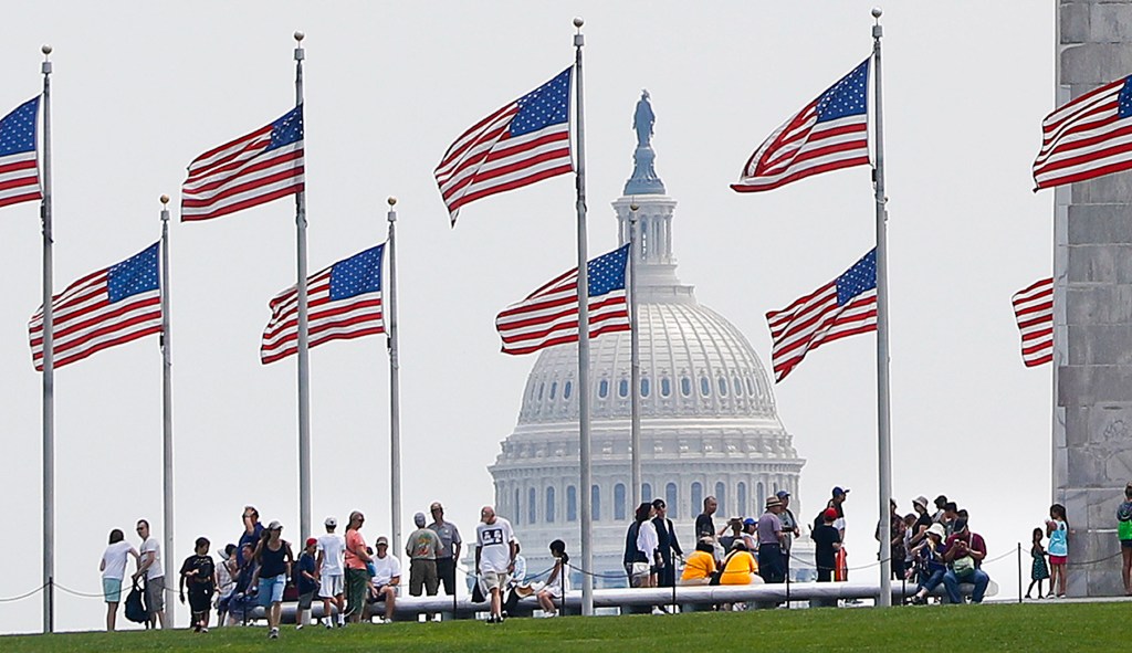 Divided lawmakers try to navigate Obamacare fixes