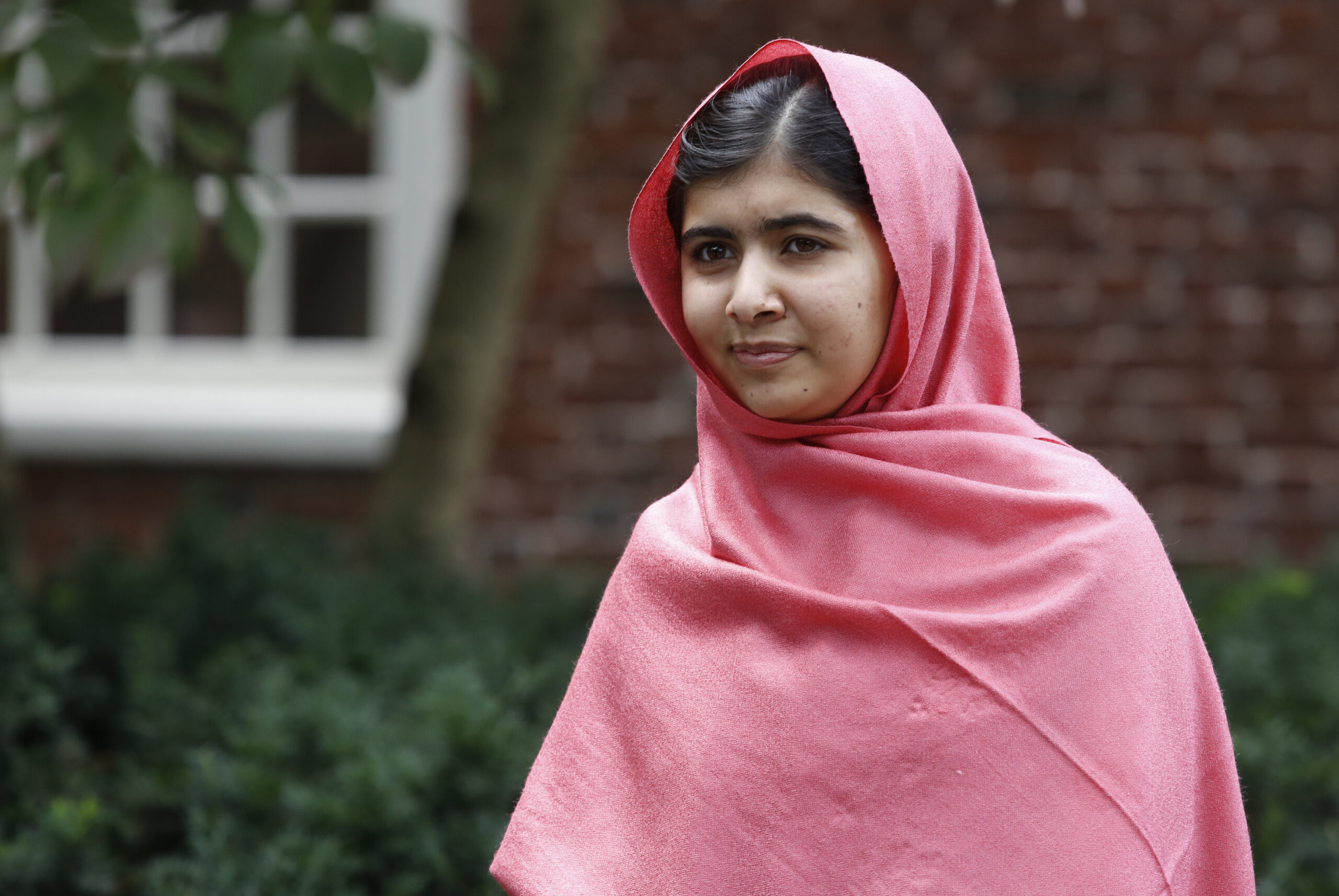 Malala Yousafzai, shot by Taliban for backing education, visits US