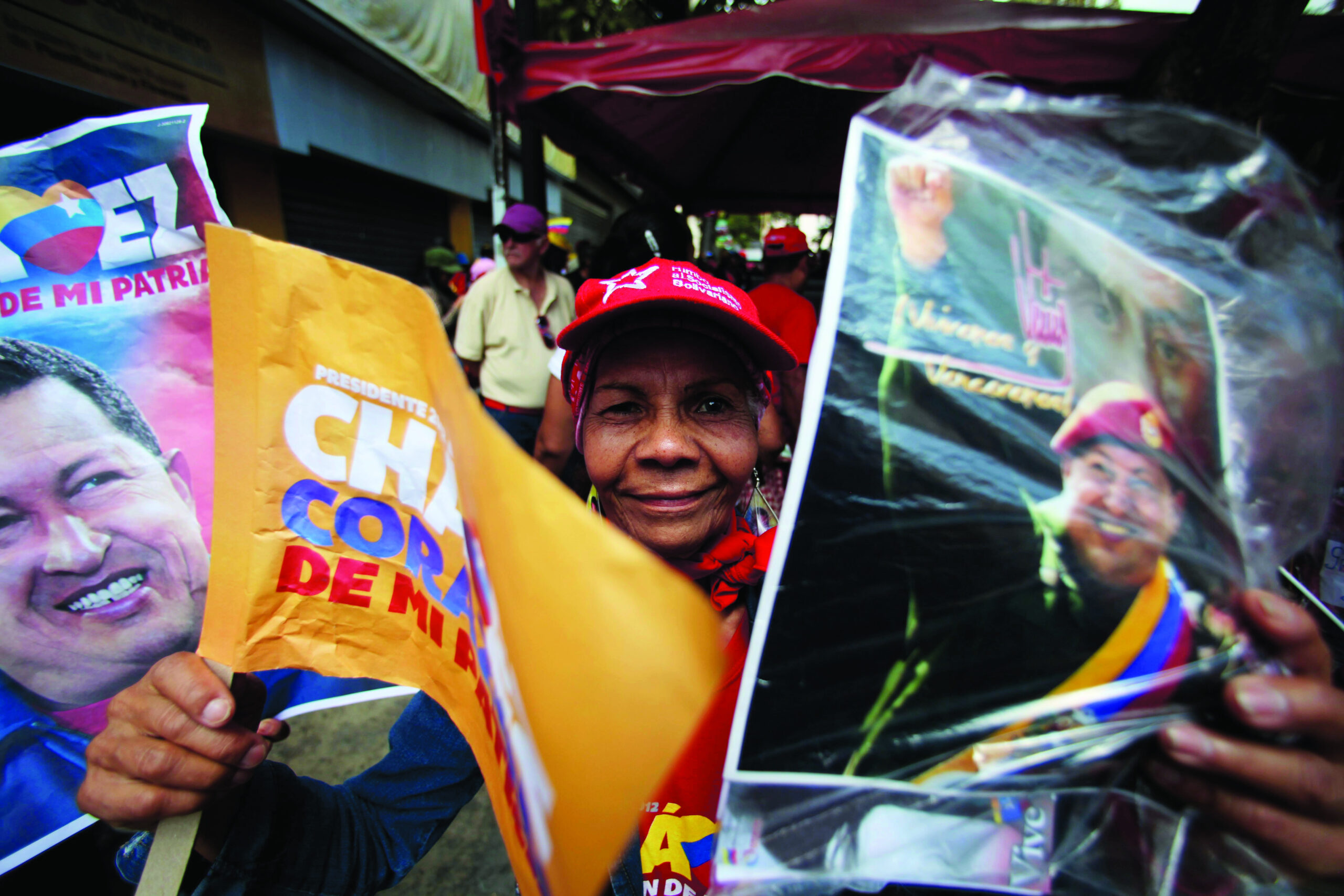 Ailing Hugo Chavez returns to Venezuela from Cuba