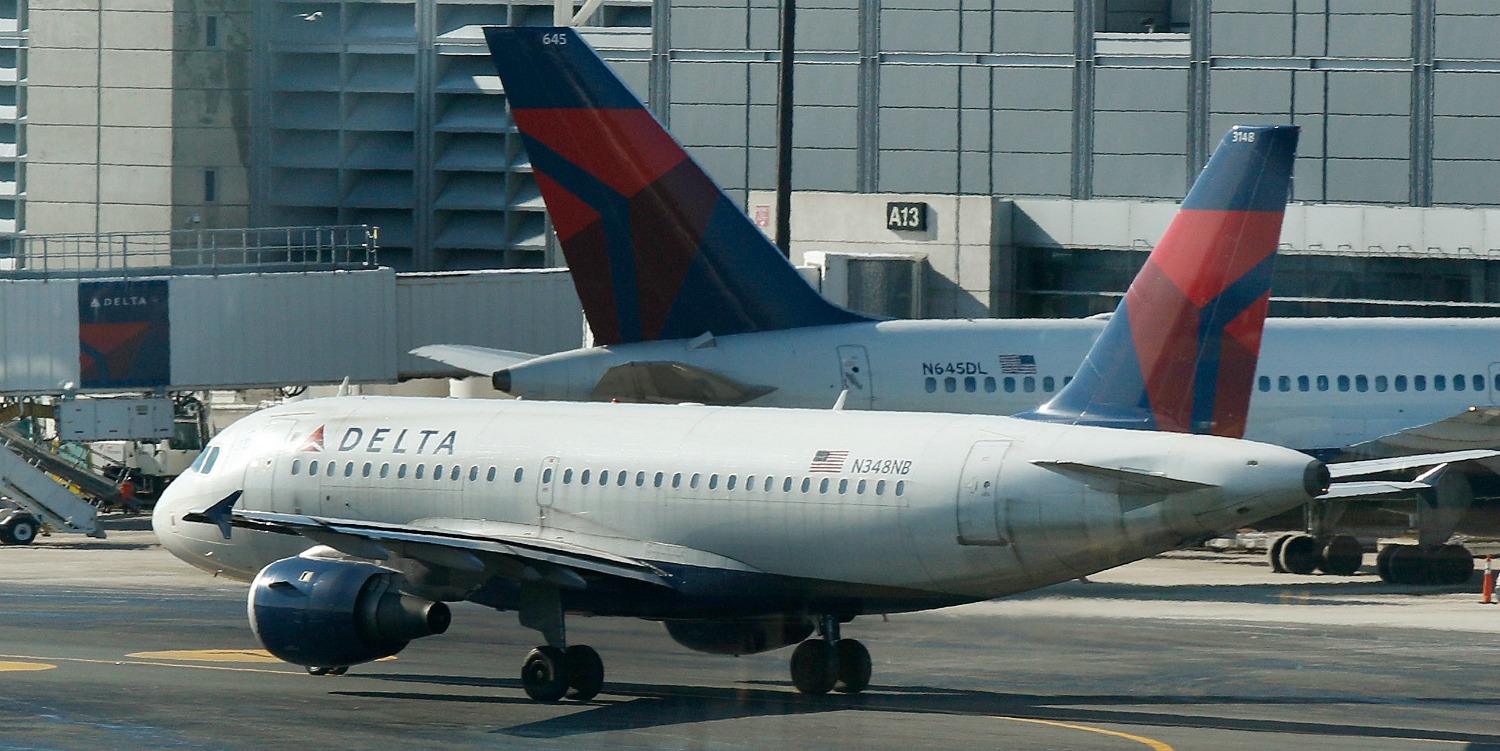 Obama agrees to cap-and-trade for airplanes